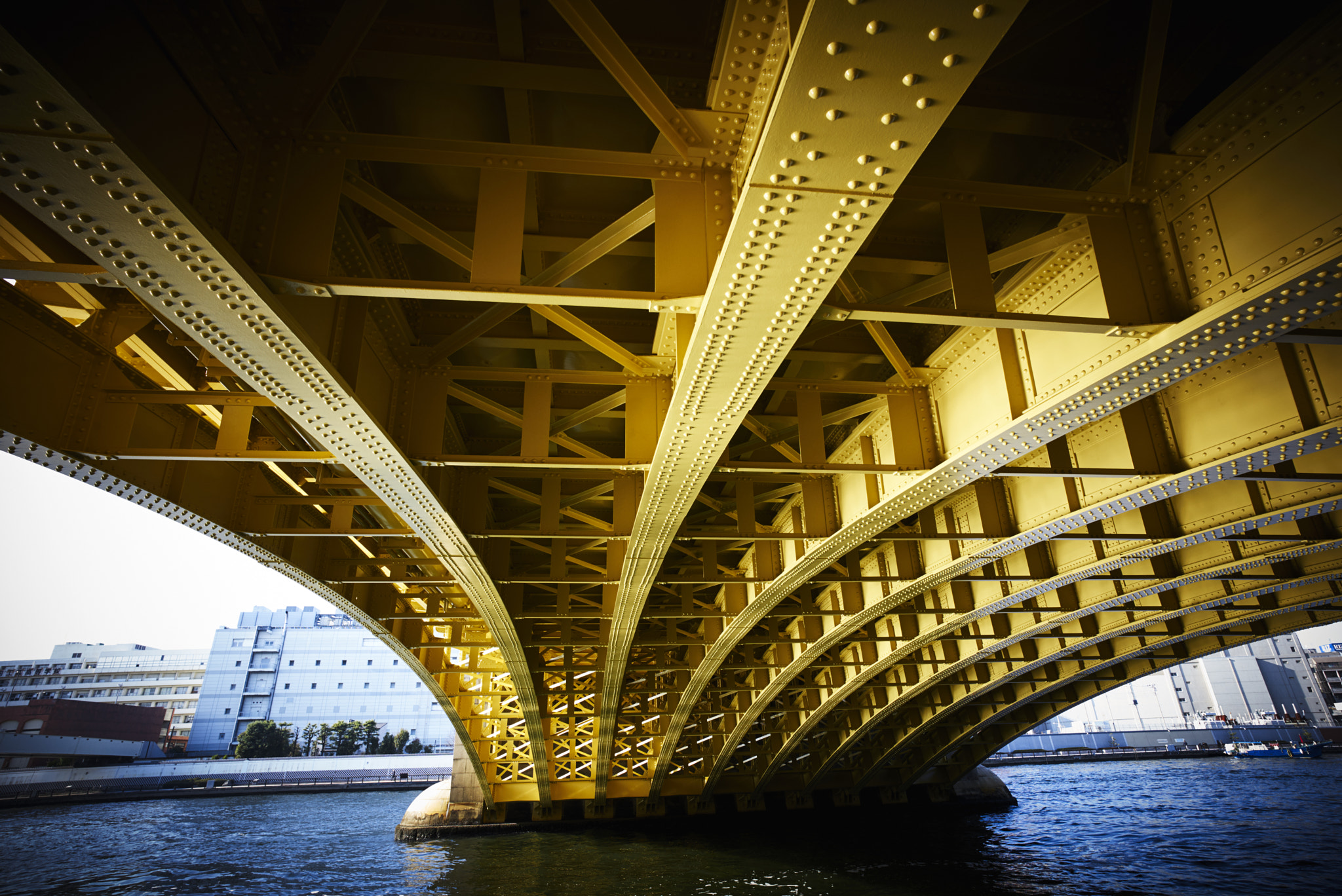 Leica M (Typ 240) + Leica Super-Elmar-M 18mm F3.8 ASPH sample photo. Yellow bridge photography