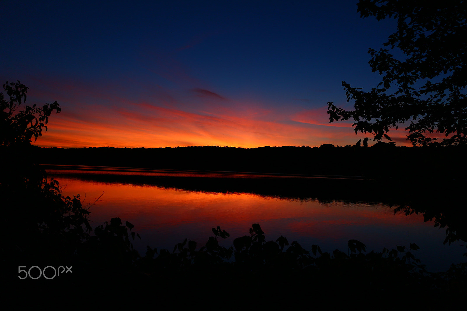 Canon EOS 100D (EOS Rebel SL1 / EOS Kiss X7) sample photo. Lake reflection photography