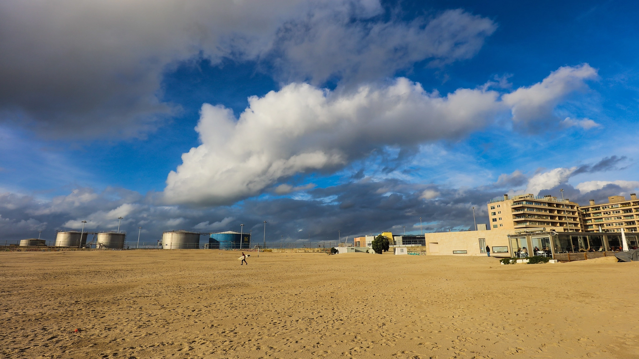Canon EF 16-35mm F4L IS USM sample photo. Awesome clouds! photography