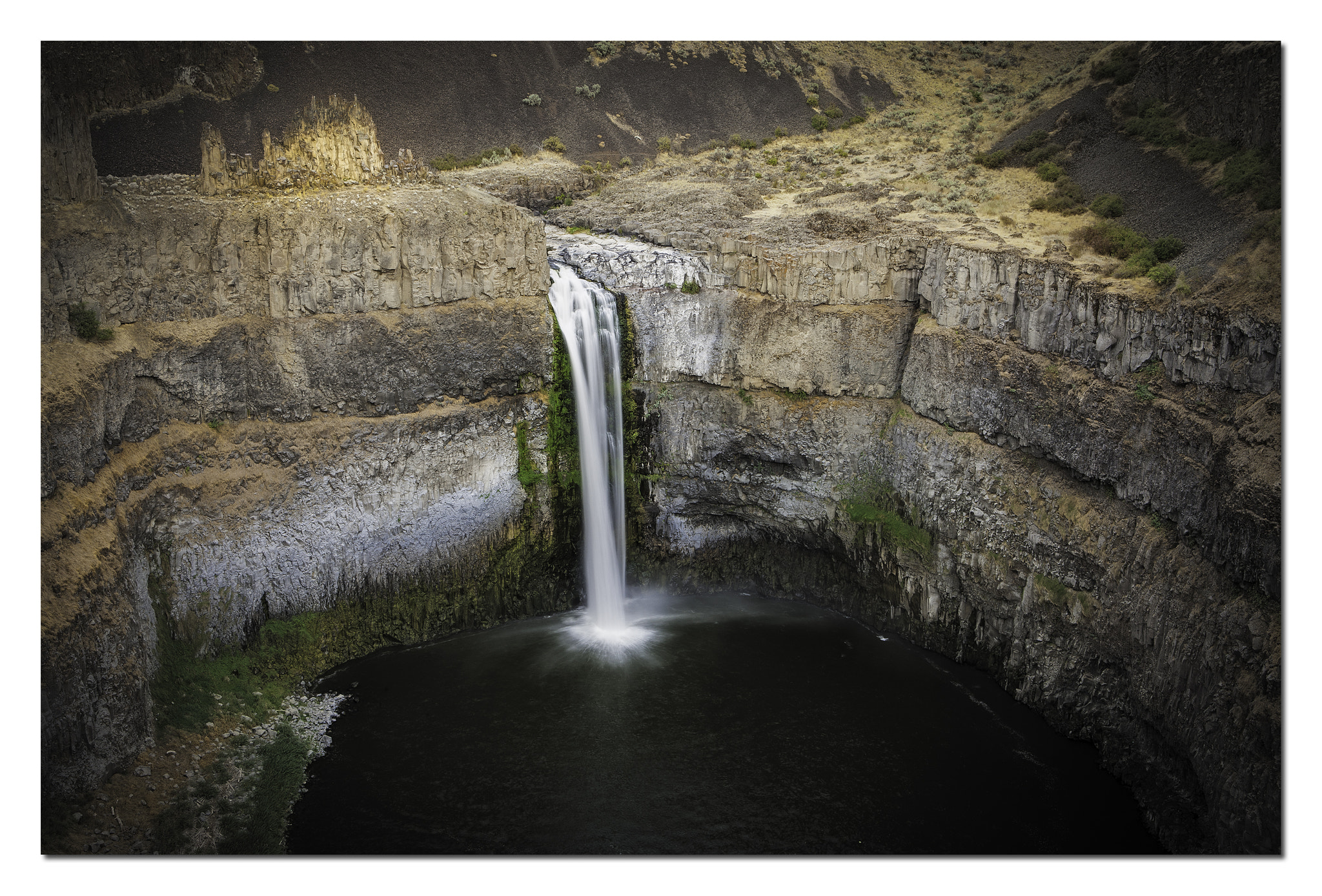Canon EOS-1Ds Mark III sample photo. Palouse falls photography