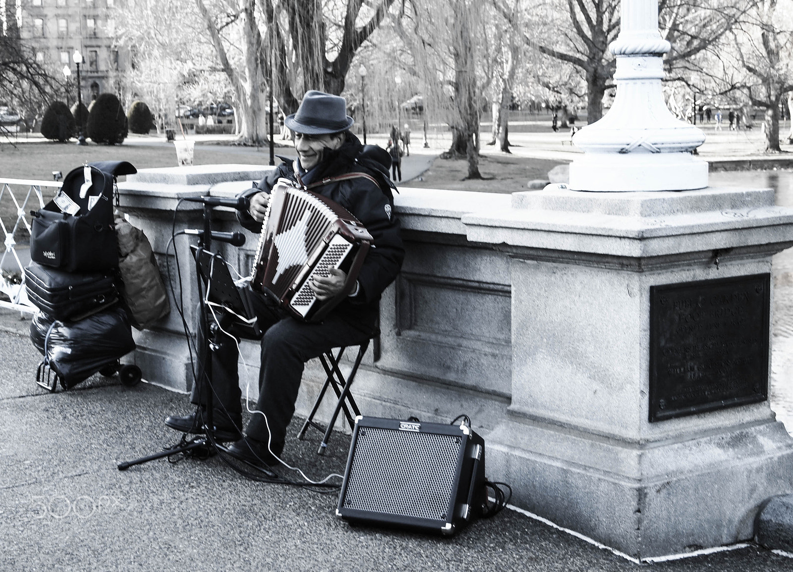 Olympus PEN E-PL1 sample photo. Street musician photography