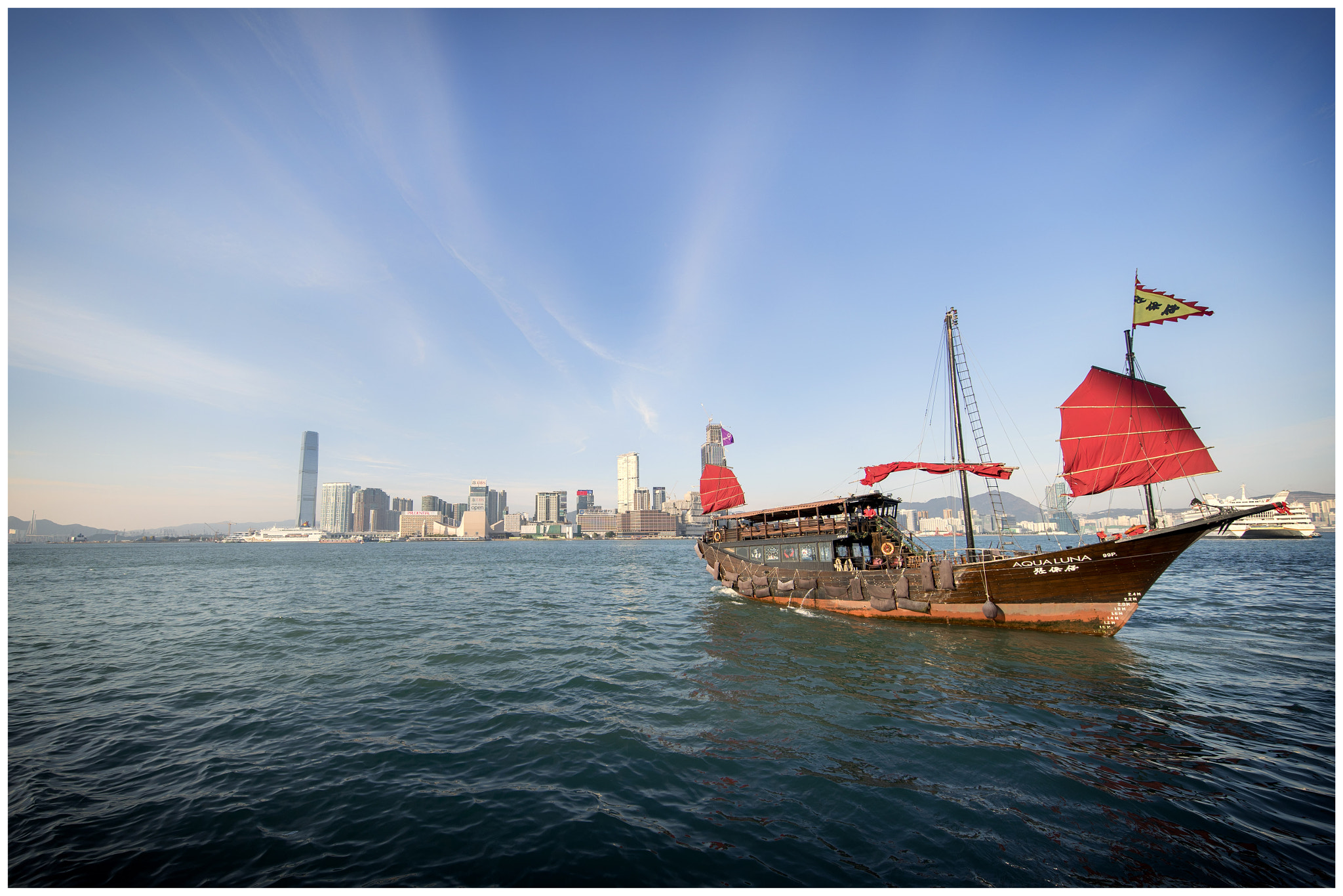 Canon EF 11-24mm F4L USM sample photo. Hongkong photography