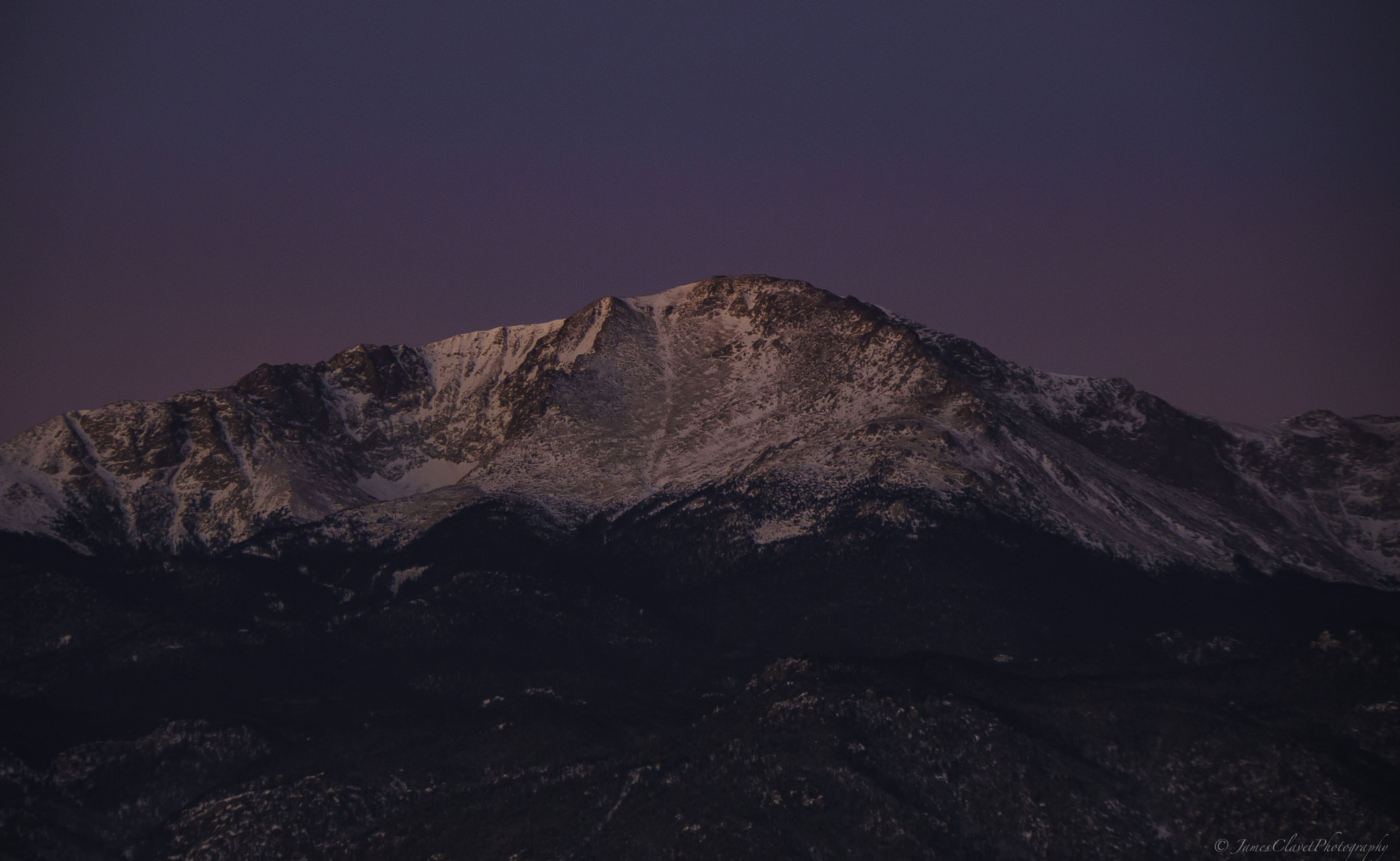 Sony E 18-200mm F3.5-6.3 OSS sample photo. Awaking the peak photography