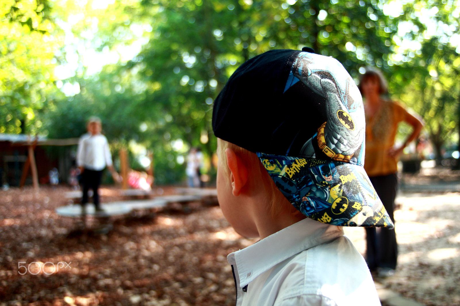 Tamron AF 19-35mm f/3.5-4.5 sample photo. On the playground. photography