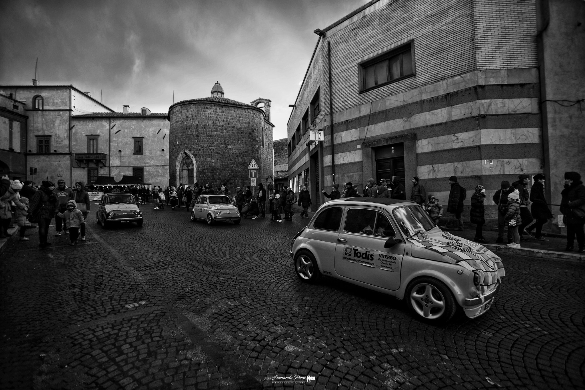 Canon EOS 6D + Canon EF 17-35mm f/2.8L sample photo. Fiat 500 photography