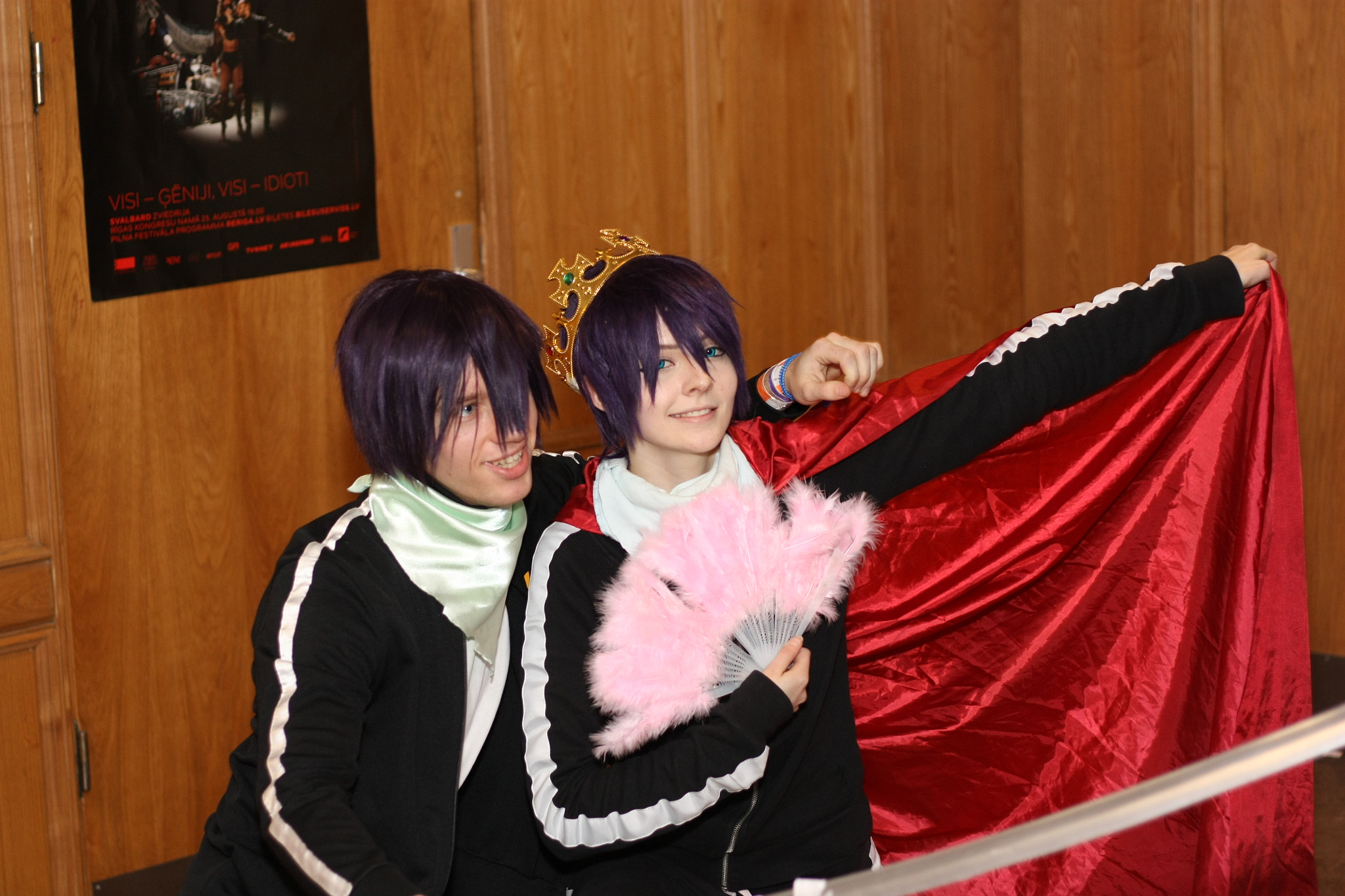 Canon EOS 450D (EOS Rebel XSi / EOS Kiss X2) + Canon EF 50mm F1.8 STM sample photo. Queen at wintercon 2017 photography