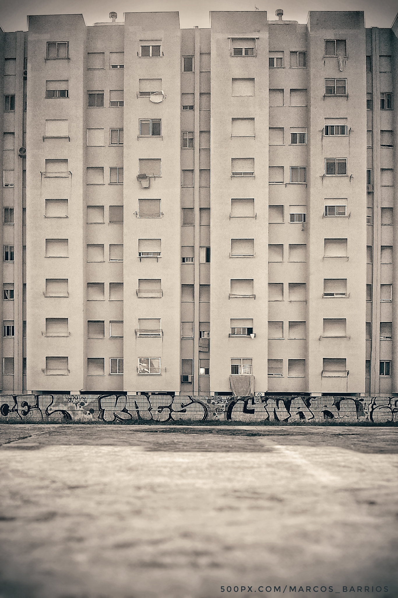 bq Aquaris E5 FHD sample photo. Gandia's blocks photography