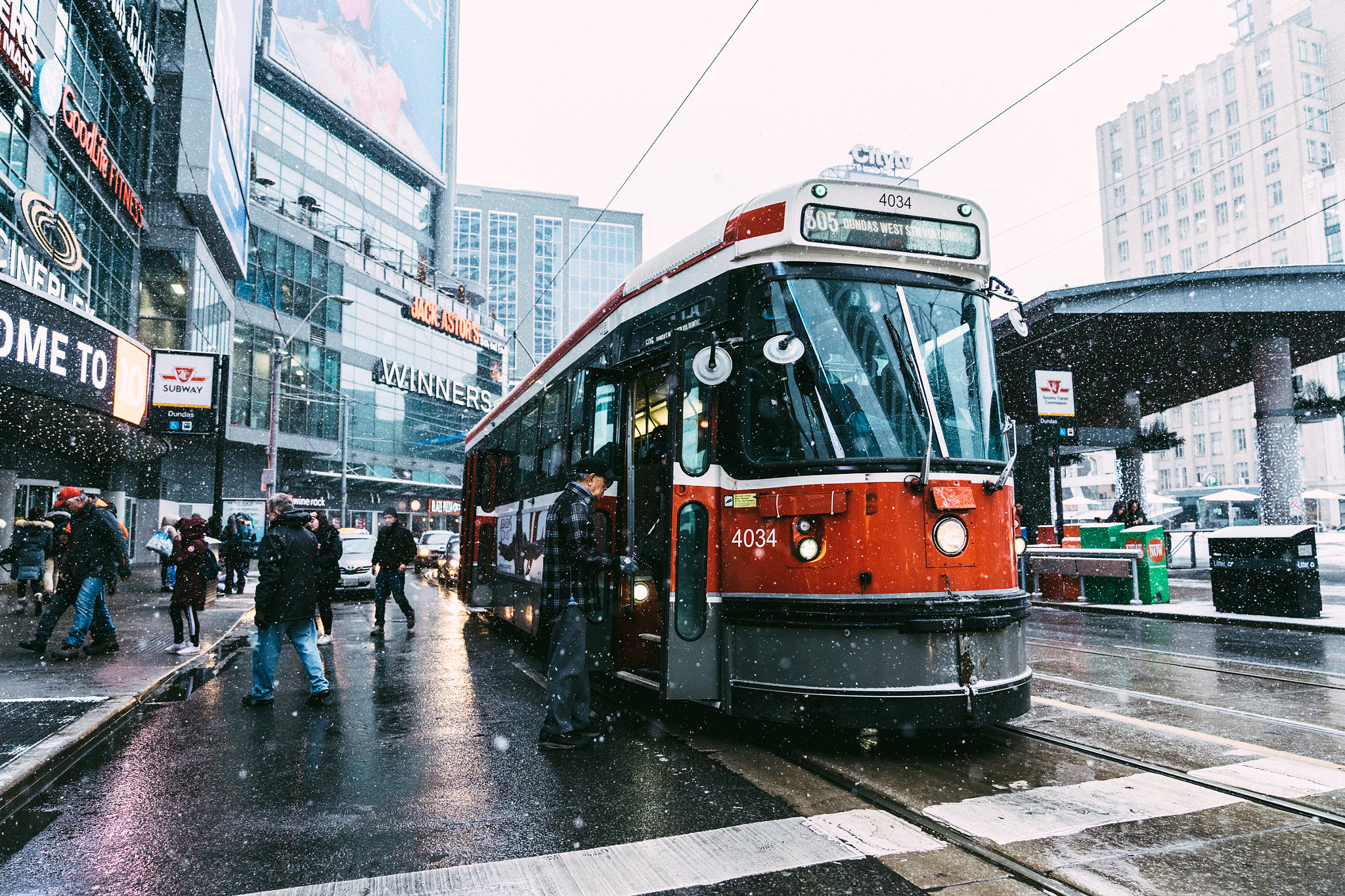 Sony FE 24-70mm F2.8 GM sample photo. Toronto photography