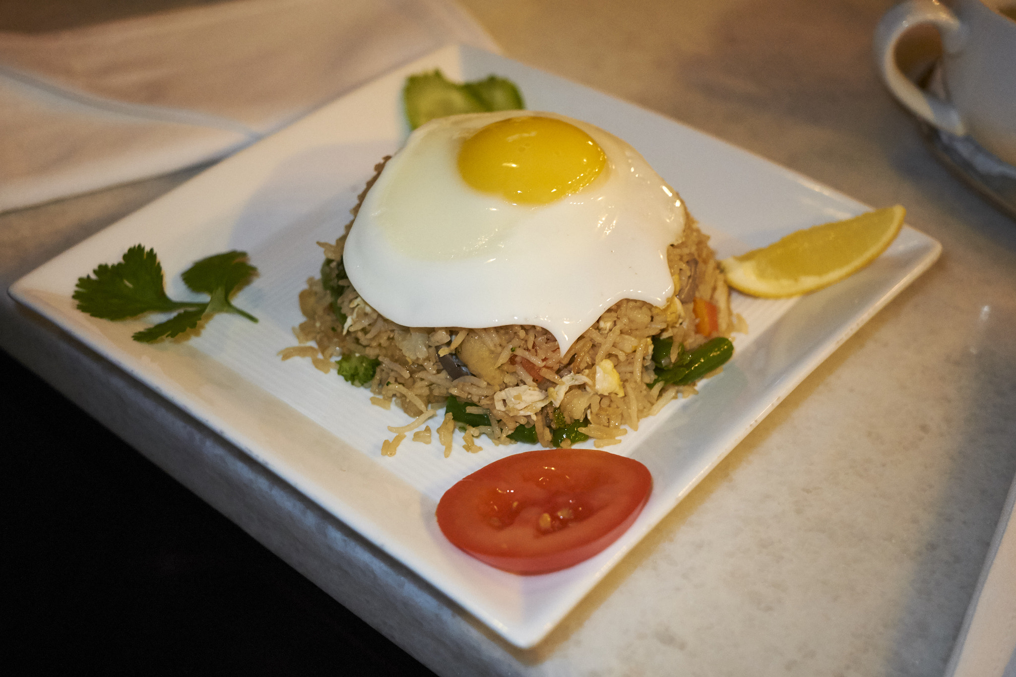 Fujifilm X-M1 + Fujifilm XF 27mm F2.8 sample photo. Fried rice photography