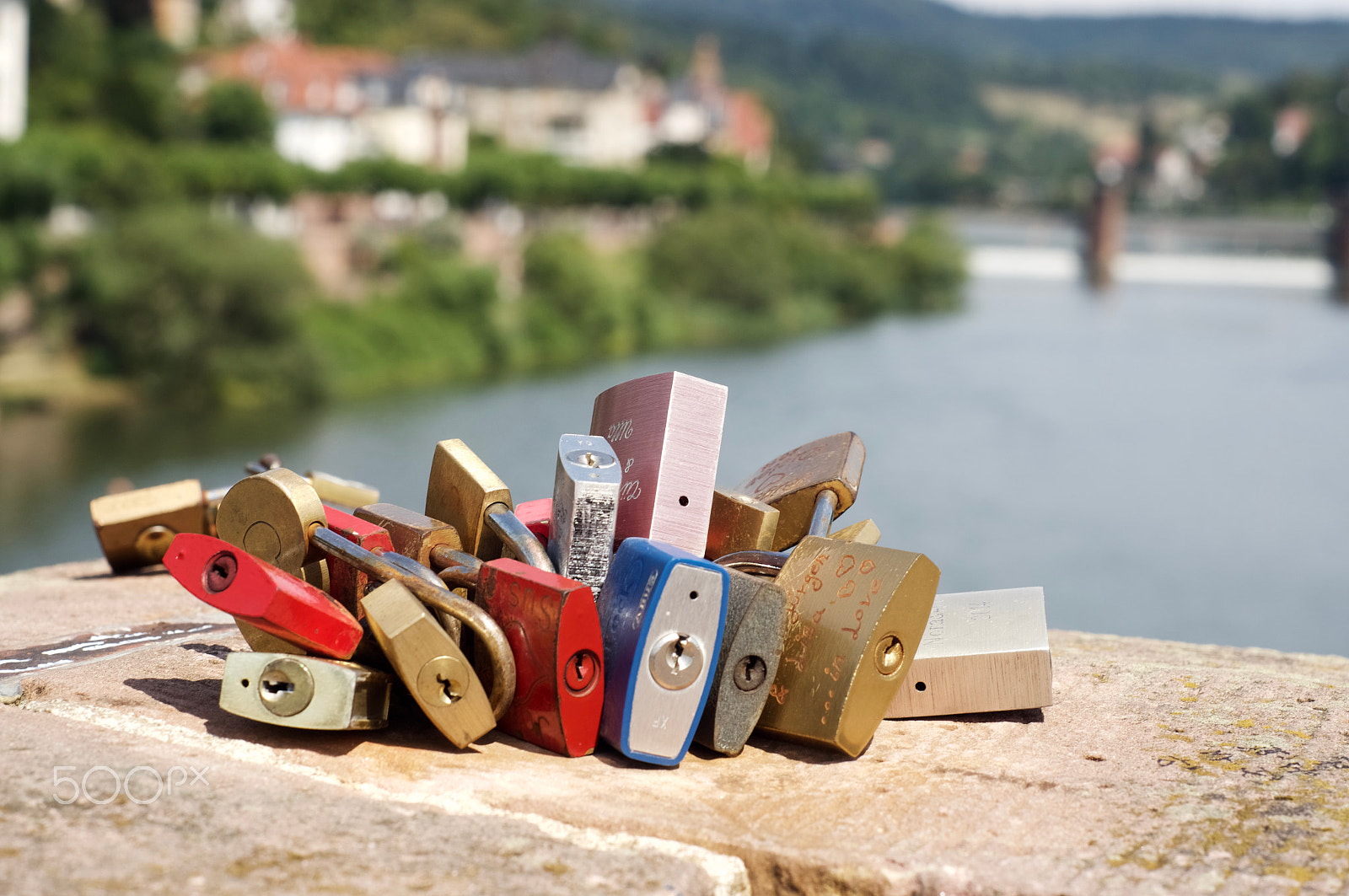 Sony SLT-A55 (SLT-A55V) + Minolta AF 50mm F1.7 sample photo. Love locks photography