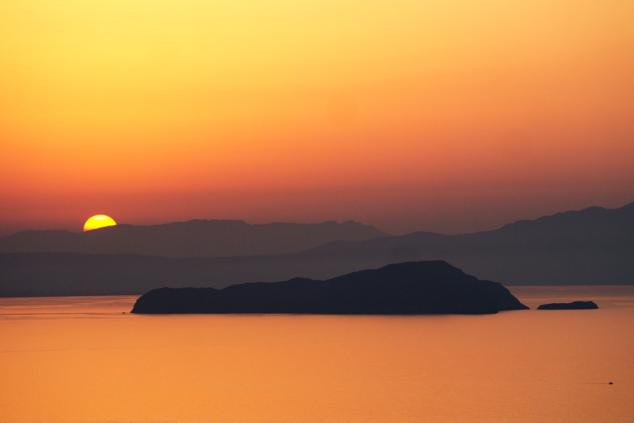 Panasonic Lumix G Vario 45-200mm F4-5.6 OIS sample photo. Sunset over agioi theodoroi photography