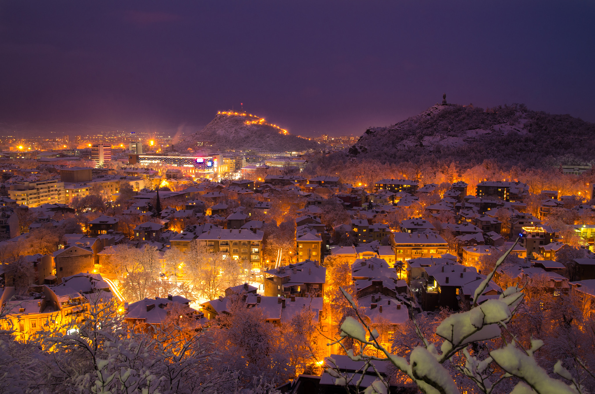 Sigma AF 10-20mm F4-5.6 EX DC sample photo. A winter fairytale in plovdiv, bulgaria photography