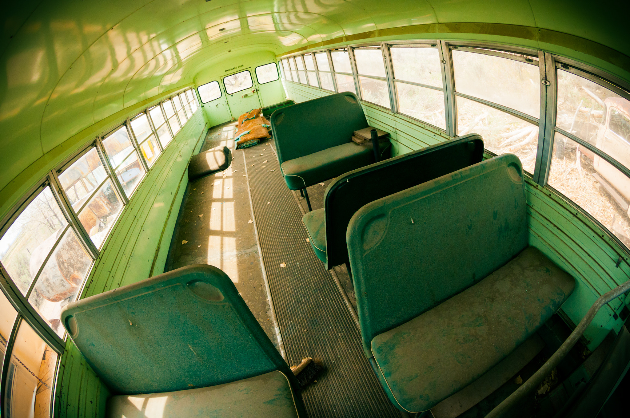 Nikon D300 + Nikon AF DX Fisheye-Nikkor 10.5mm F2.8G ED sample photo. Old green bus photography