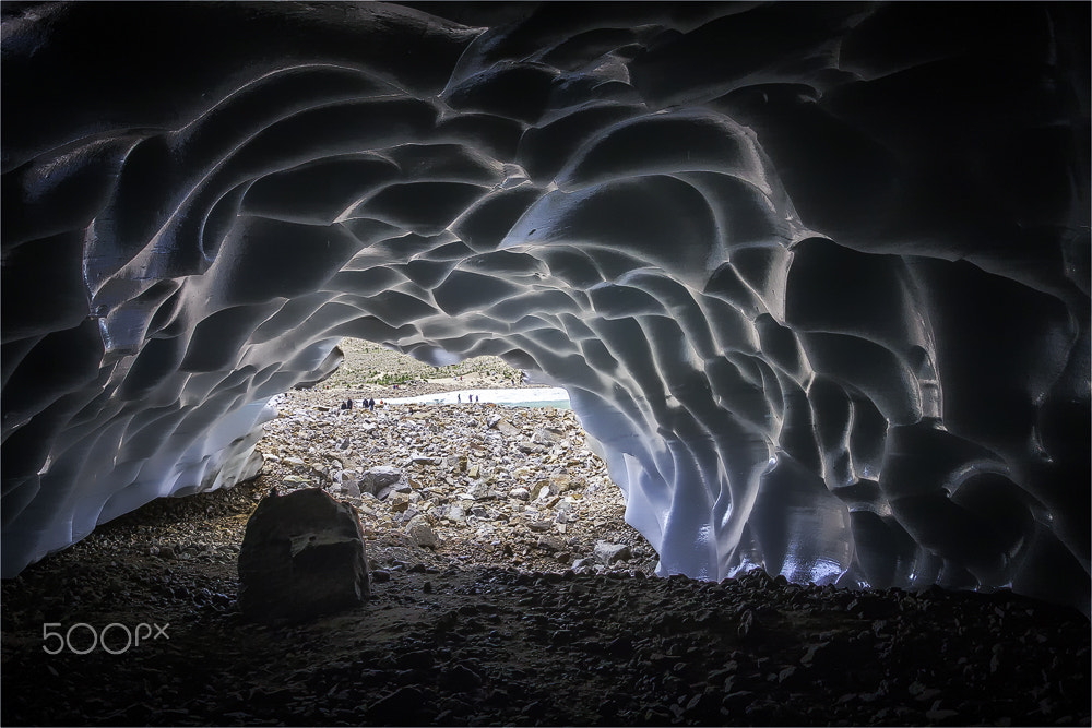 Sigma 18-200mm f/3.5-6.3 DC OS sample photo. Blick aus der eishöhle photography
