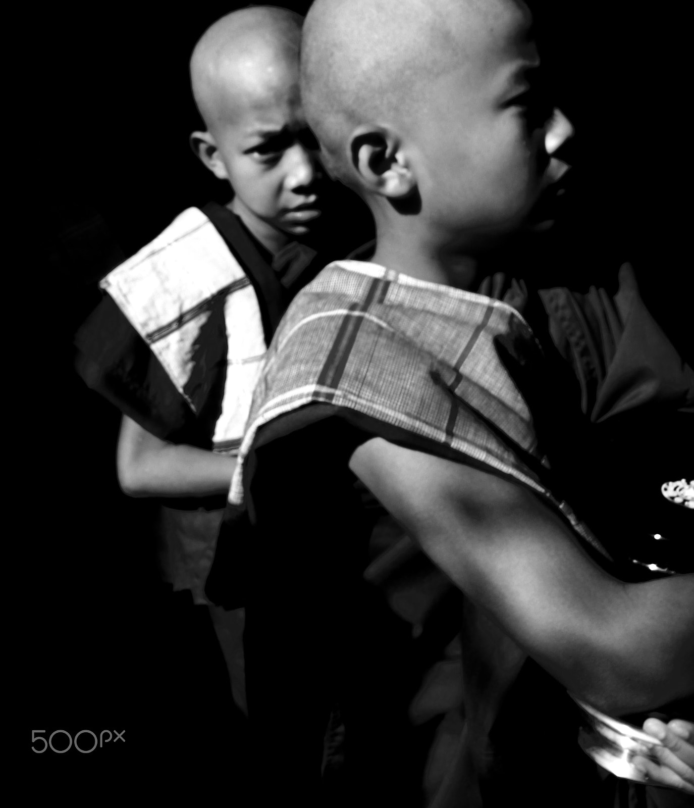 Canon EOS 1200D (EOS Rebel T5 / EOS Kiss X70 / EOS Hi) sample photo. Burma monks - mandalay - dec 2016 photography