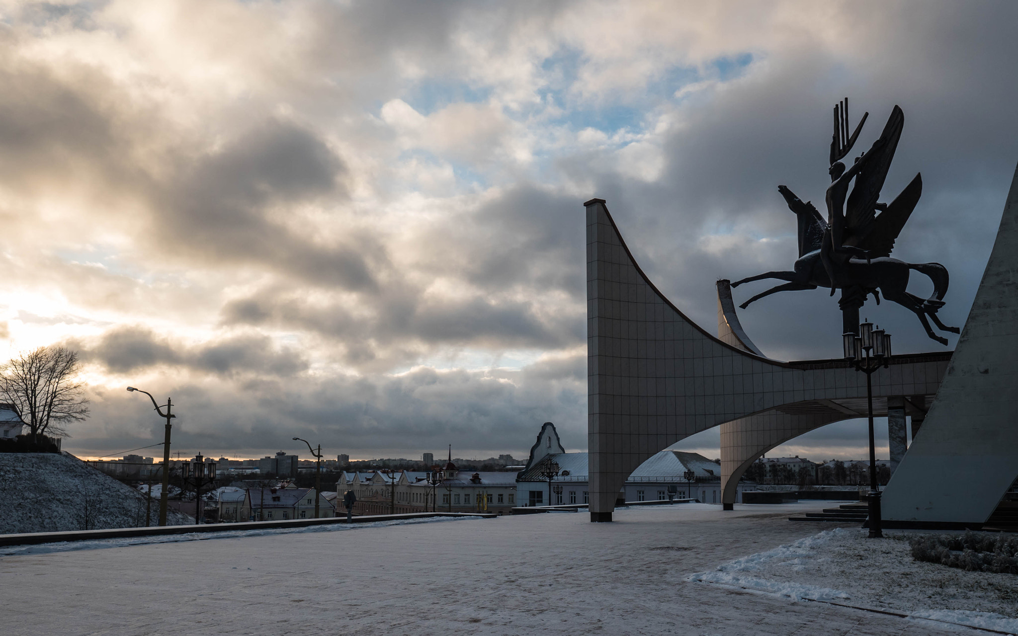 Panasonic Lumix DMC-GH4 + Olympus M.Zuiko Digital ED 7-14mm F2.8 PRO sample photo. Grodno drama theatre photography