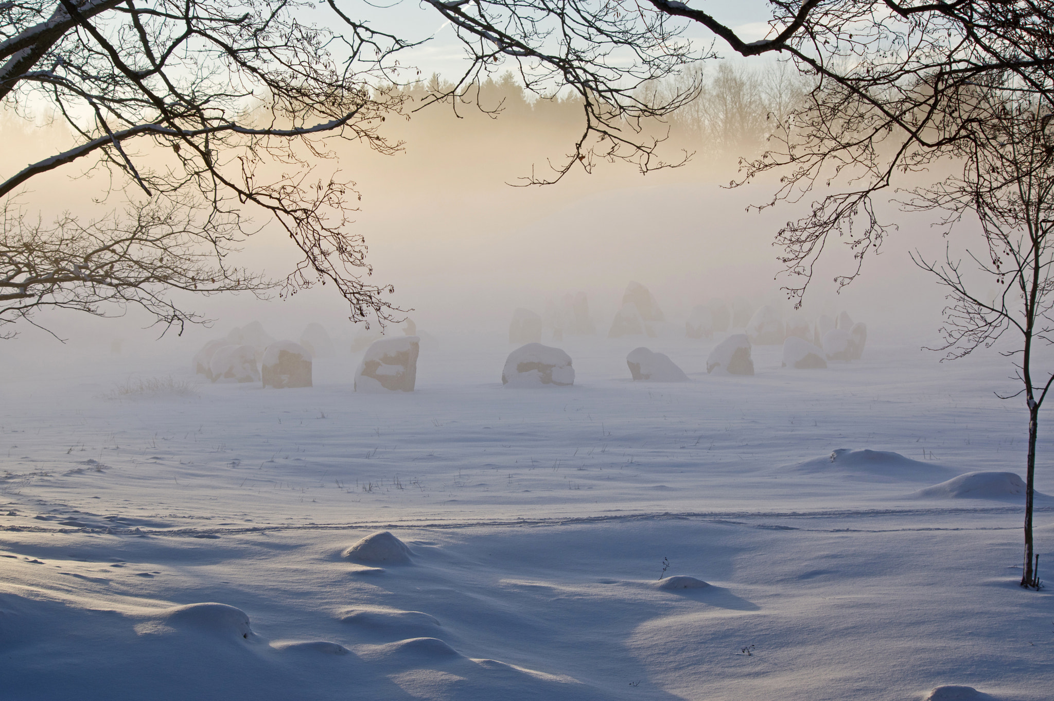 Pentax smc DA 55-300mm F4.0-5.8 ED sample photo. Winter at the ancient monument photography