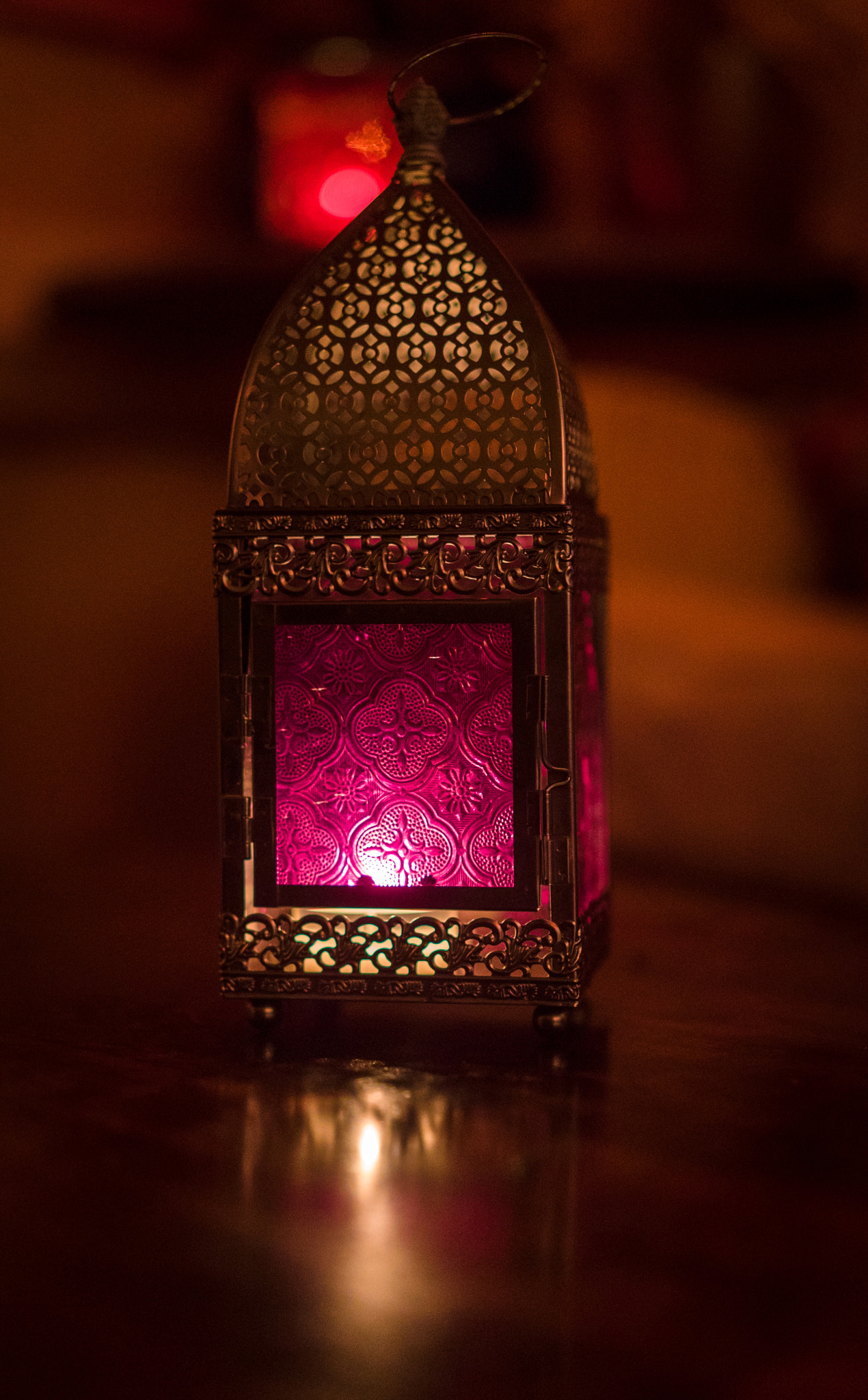 Sony a7S + Sony Sonnar T* FE 55mm F1.8 ZA sample photo. Candle holder photography