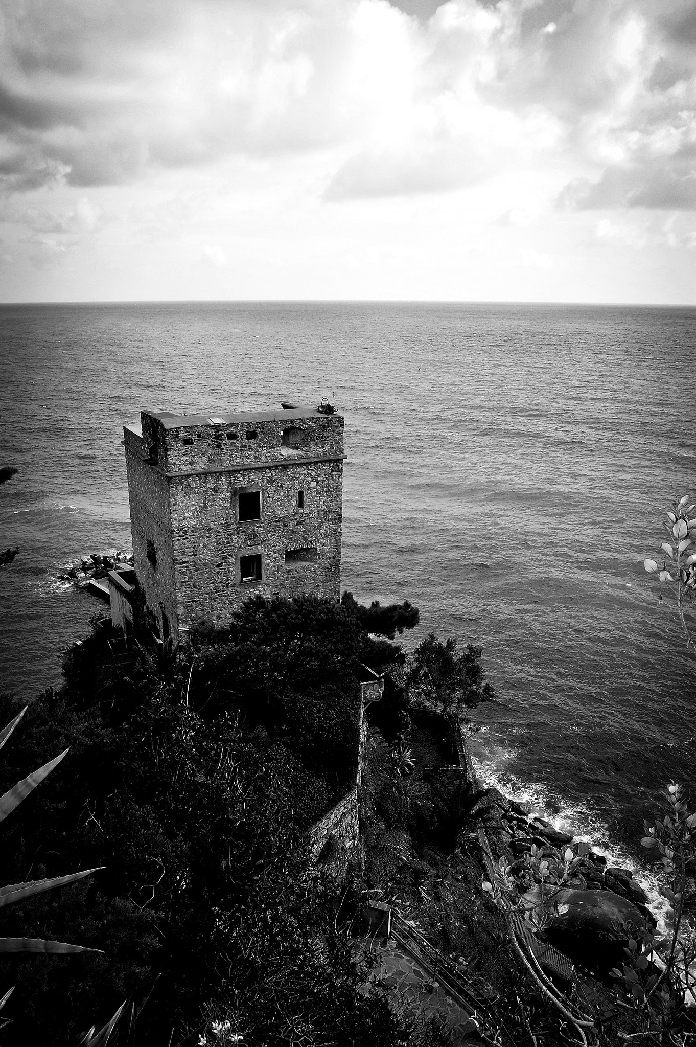 Nikon D700 + Sigma 24-70mm F2.8 EX DG Macro sample photo. Cinque terre photography