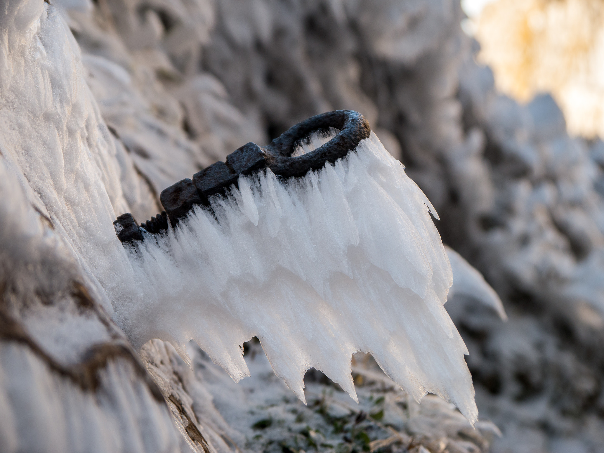 Panasonic Lumix DMC-G6 sample photo. Ice hook photography