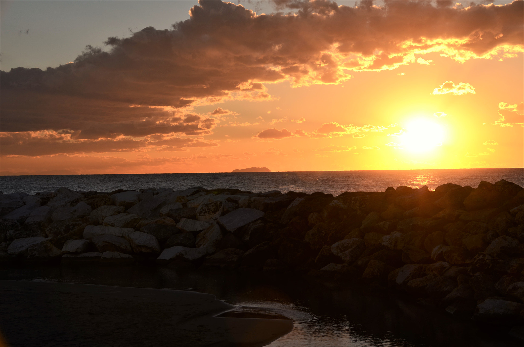 Sigma 18-200mm F3.5-6.3 II DC OS HSM sample photo. Tramonto photography