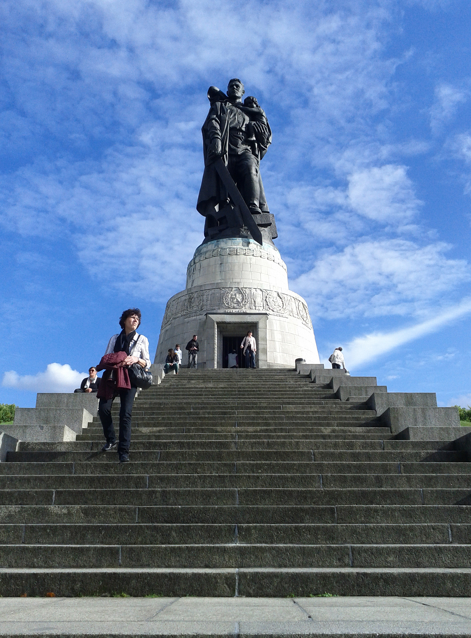 Google Nexus S sample photo. Soviet war memorial in germany photography