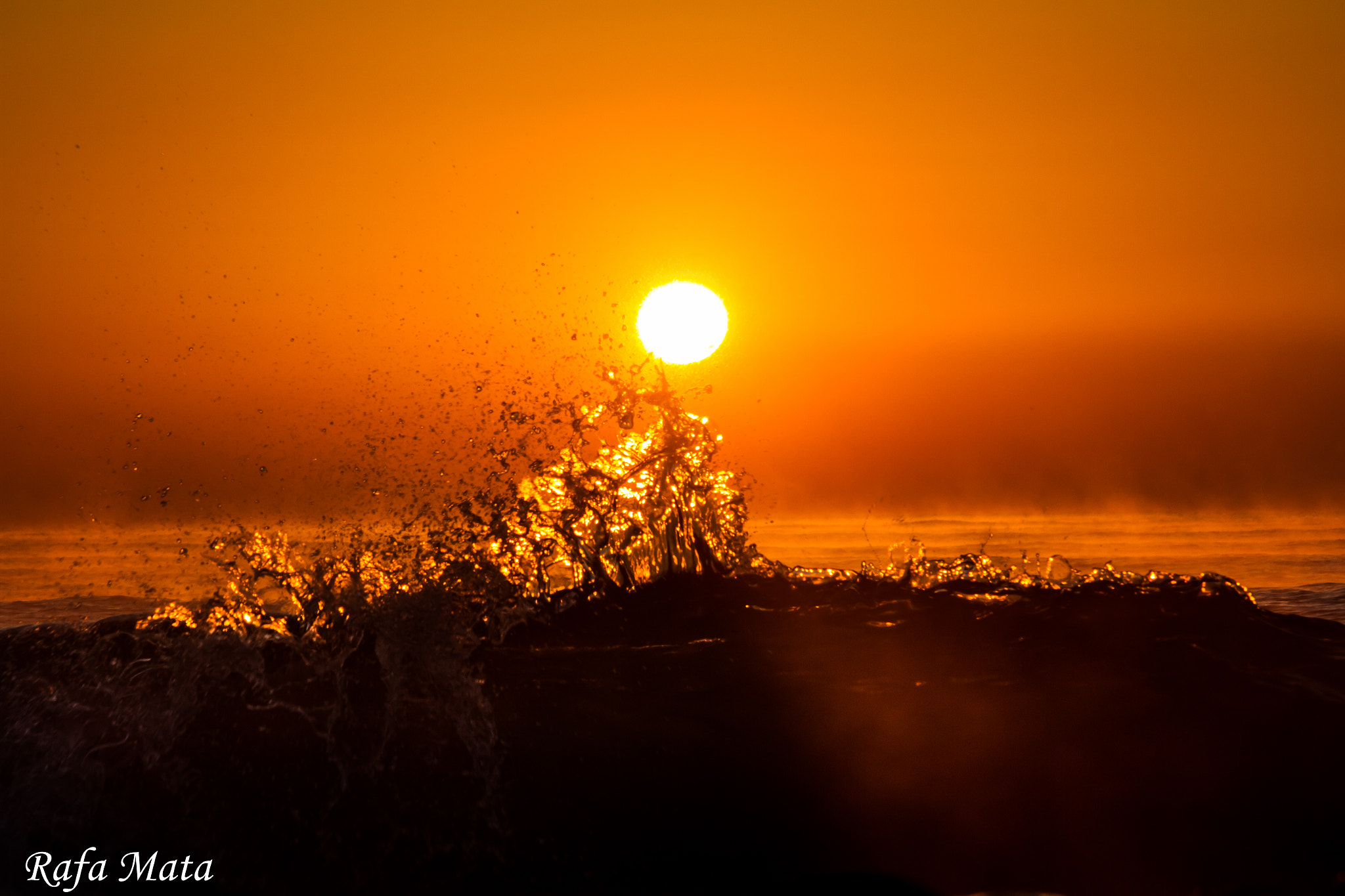 Canon EF-S 55-250mm F4-5.6 IS STM sample photo. Rompiendo photography