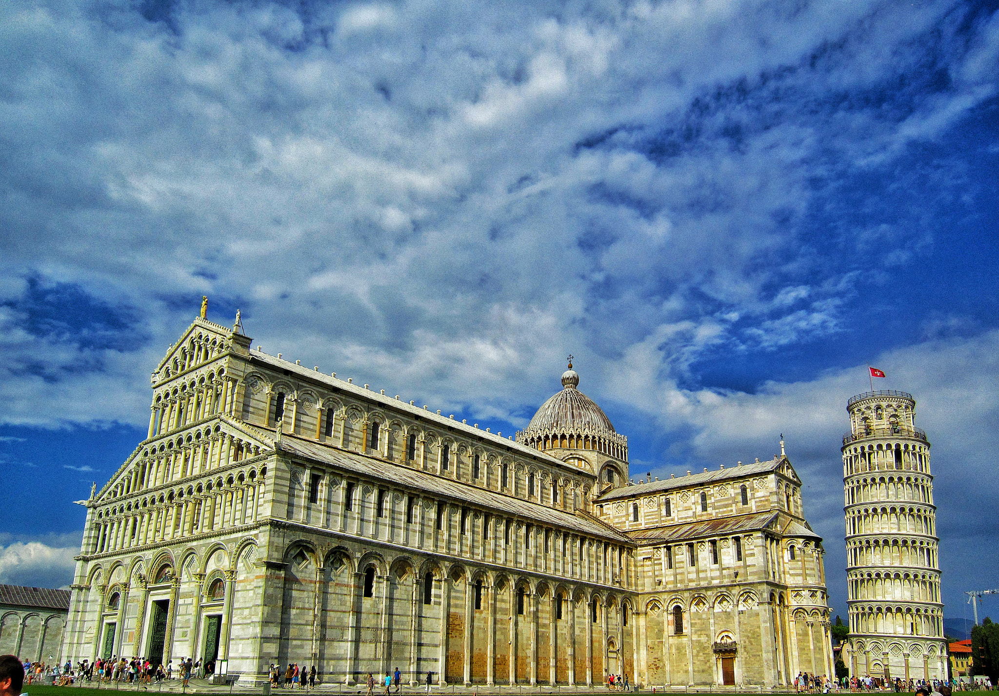 Canon PowerShot SD3500 IS (IXUS 210 / IXY 10S) sample photo. Pisa photography