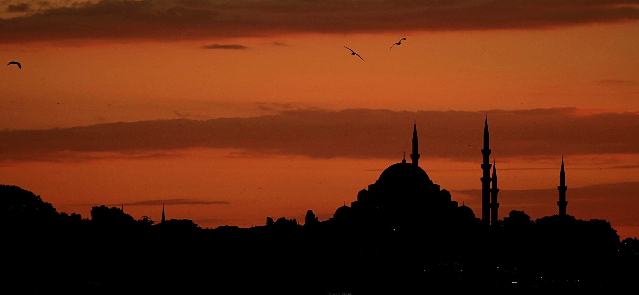 Sigma 70-300mm F4-5.6 APO DG Macro sample photo. Bir İstanbul akşamı photography