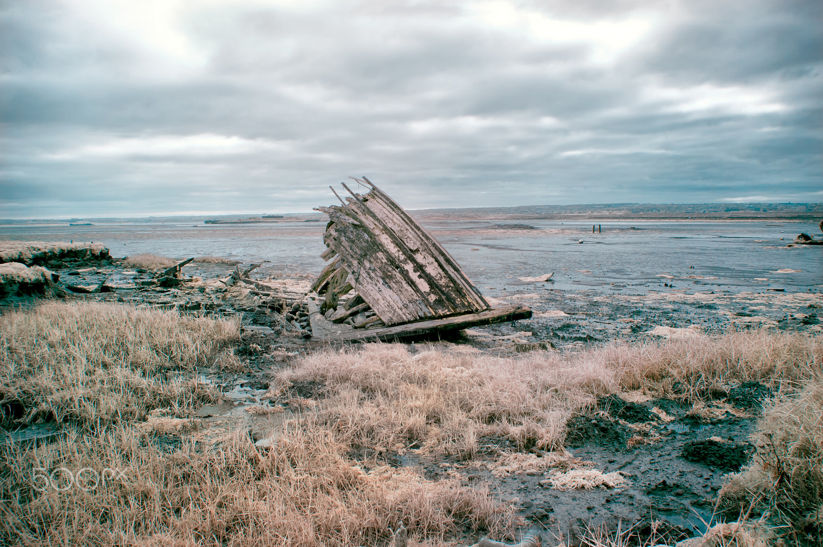 Pentax K-7 sample photo. Shipwreck at hoo st werburgh photography