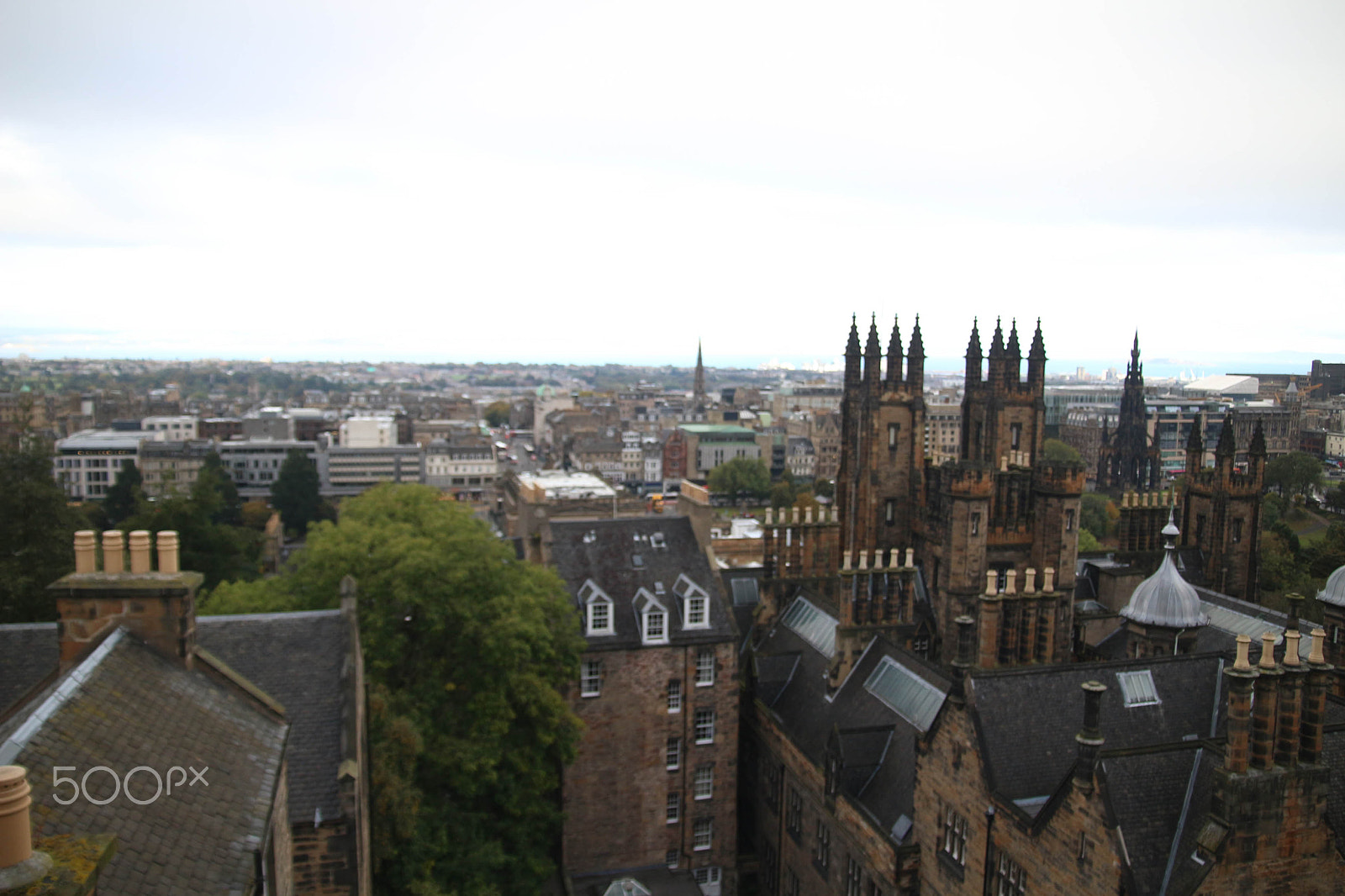 Sigma 17-70mm F2.8-4 DC Macro OS HSM sample photo. Edinburgh | rooftops photography