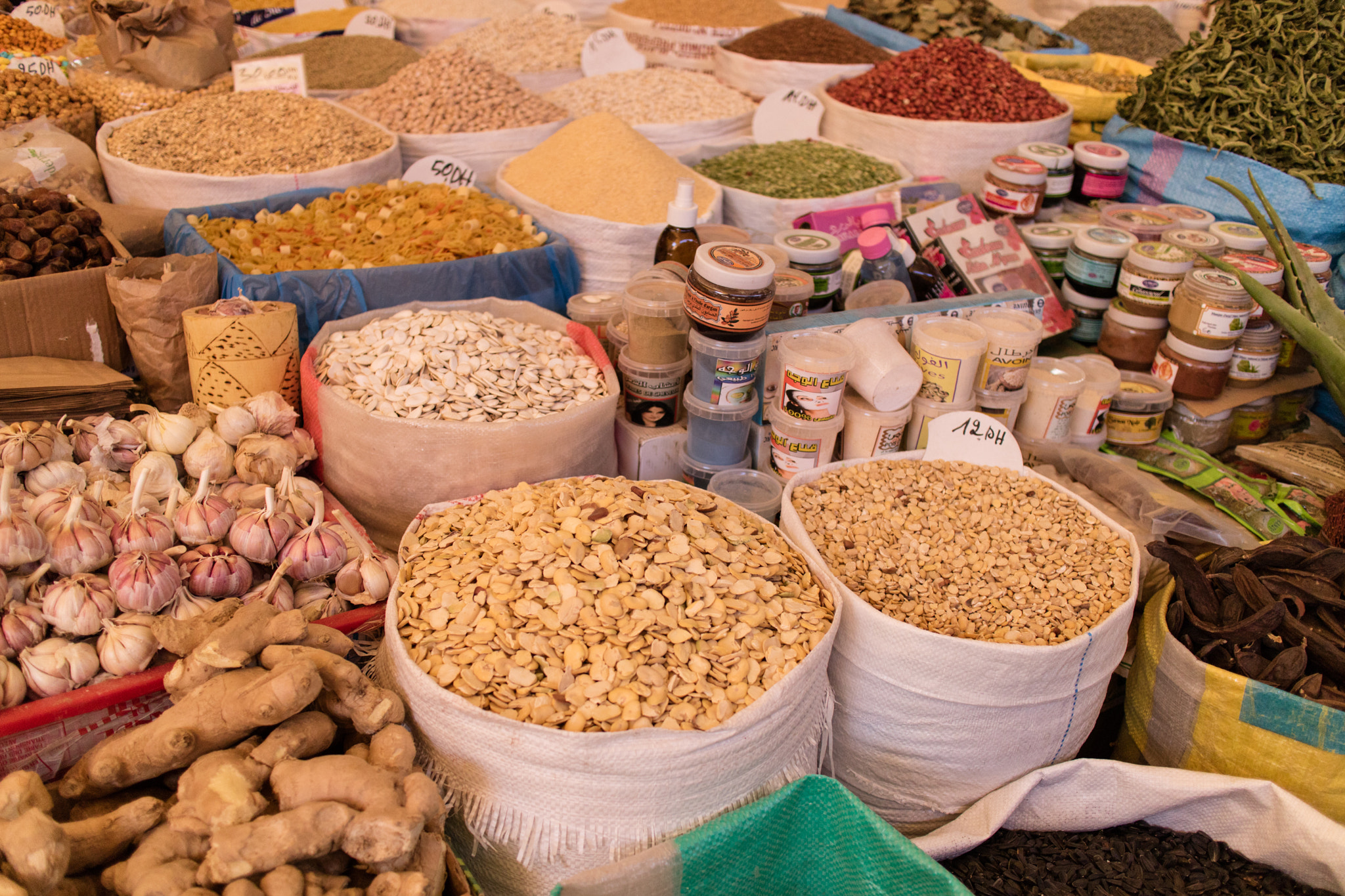 Canon EOS M3 + Canon EF-M 22mm F2 STM sample photo. Spices in the souk in agadir photography