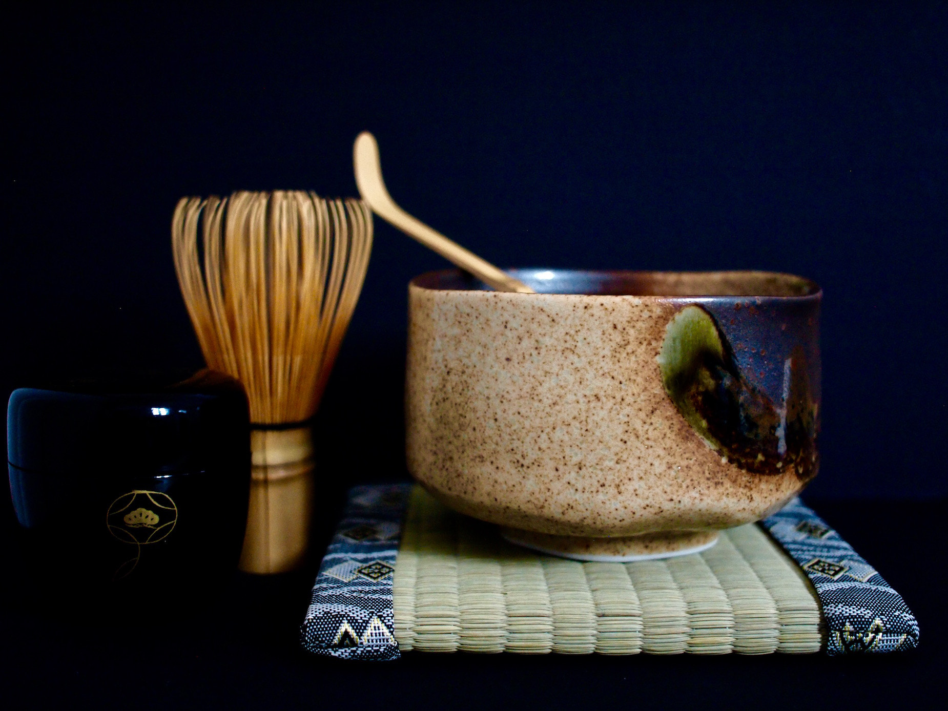 Olympus PEN E-PL1 + Olympus Zuiko Digital 25mm F2.8 Pancake sample photo. 茶の湯 - お茶筅, お茶杓, お茶碗, お棗 tea wares photography