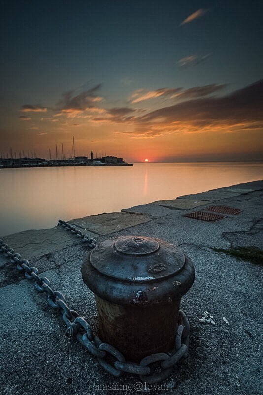 Nikon AF-S Nikkor 17-35mm F2.8D ED-IF sample photo. Magic moment photography