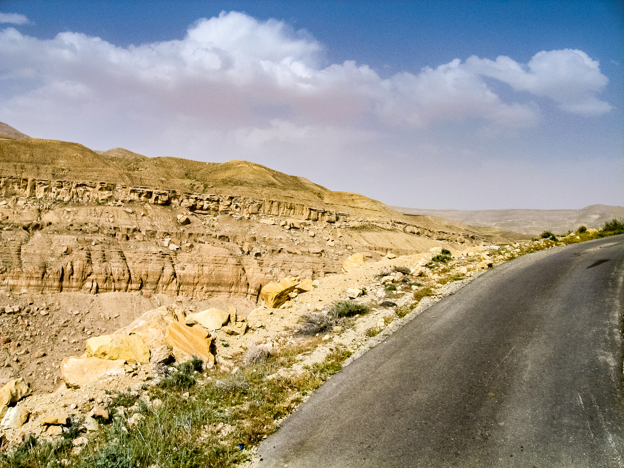 Canon POWERSHOT A540 sample photo. Sur les route de jordanie photography