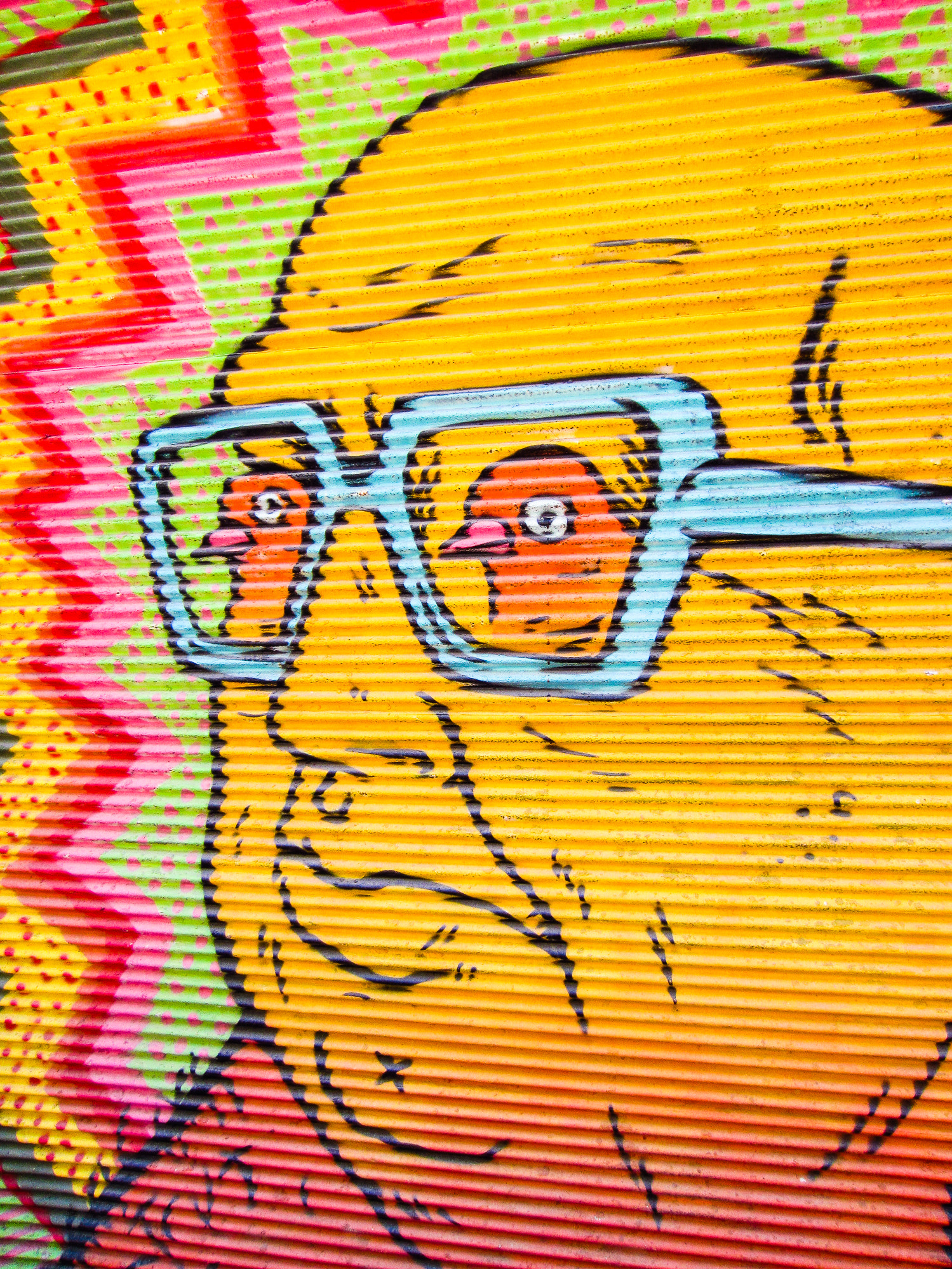 Canon PowerShot ELPH 300 HS (IXUS 220 HS / IXY 410F) sample photo. Tel aviv street art photography