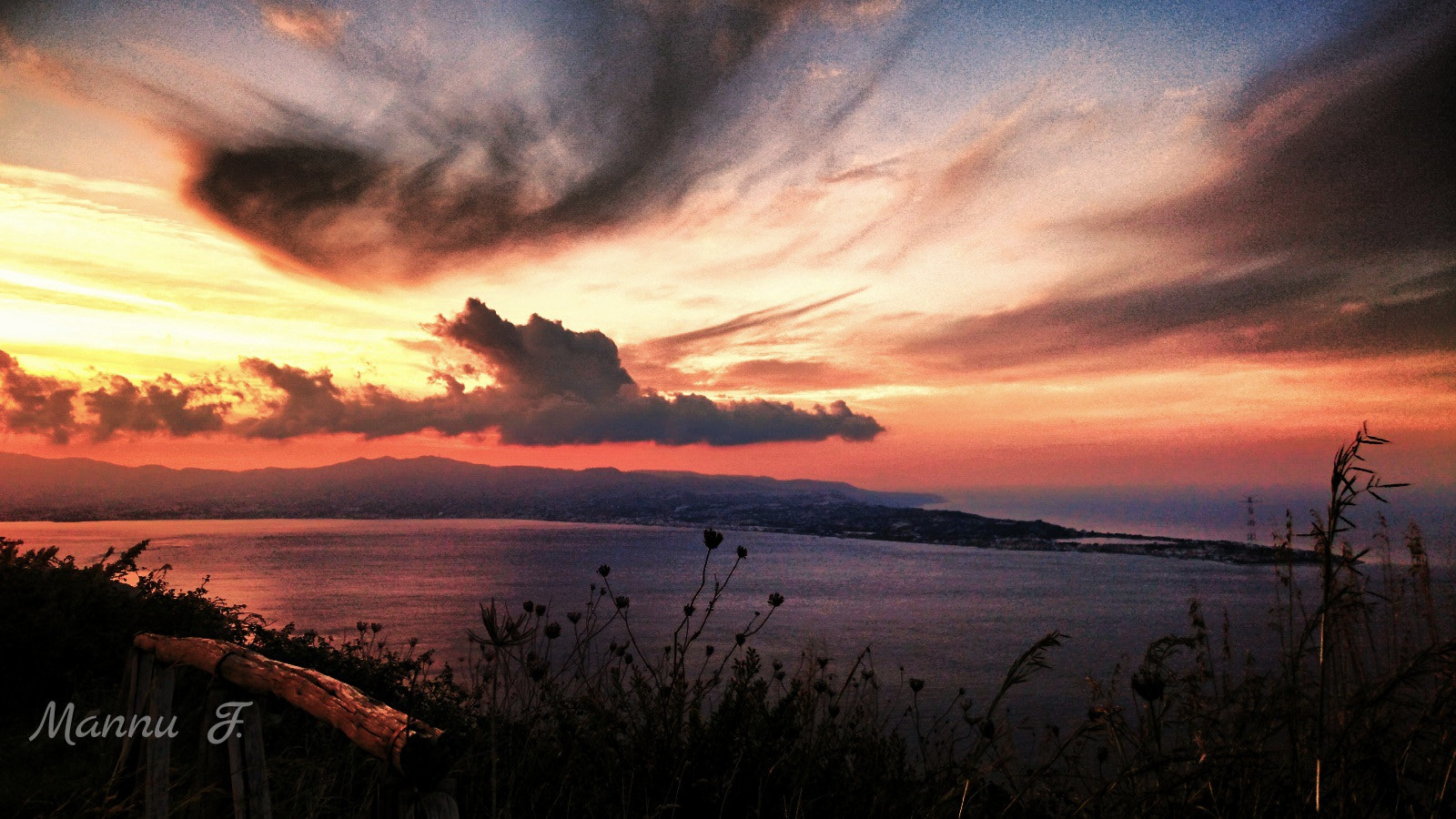 Sony Xperia Z3+ sample photo. Tramonto da reggio calabria. italia, sopra lo "stretto di messina" photography