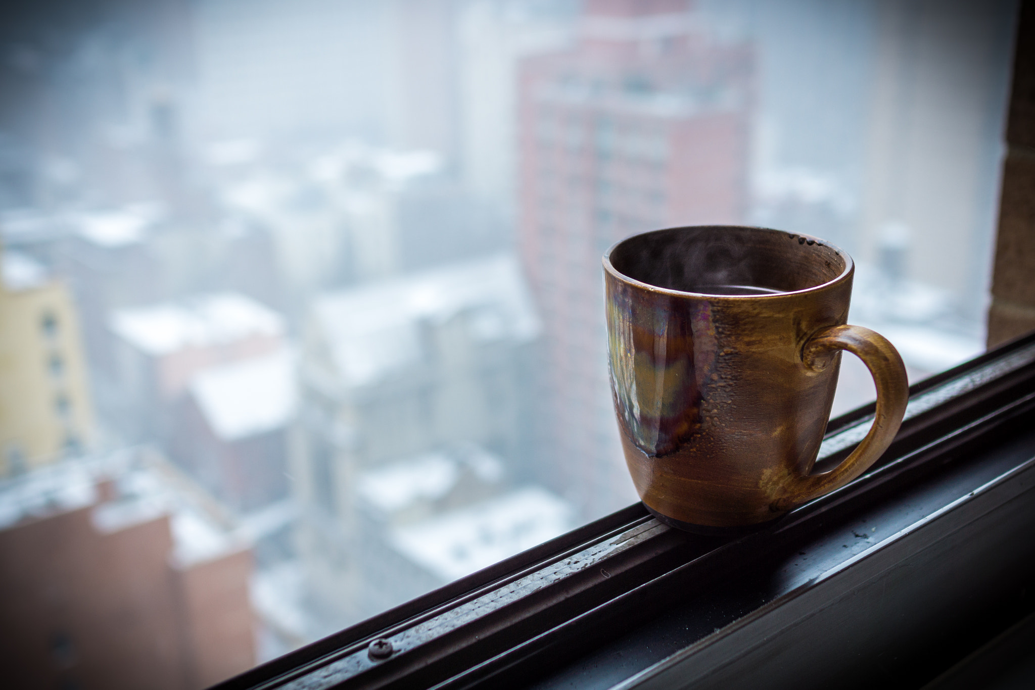 Sony Alpha NEX-7 + Sony Sonnar T* E 24mm F1.8 ZA sample photo. Coffee in a snow storm photography