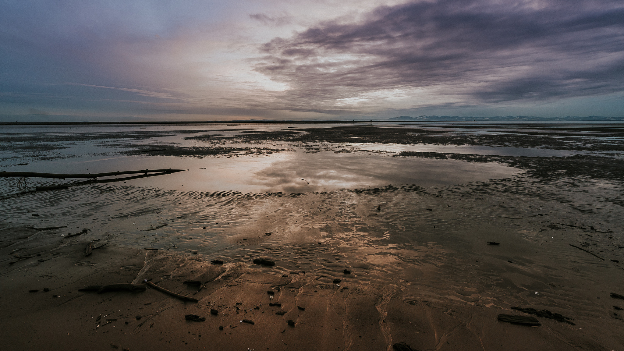 Sony a7S II + Sony Vario-Tessar T* FE 16-35mm F4 ZA OSS sample photo. Iona beach photography