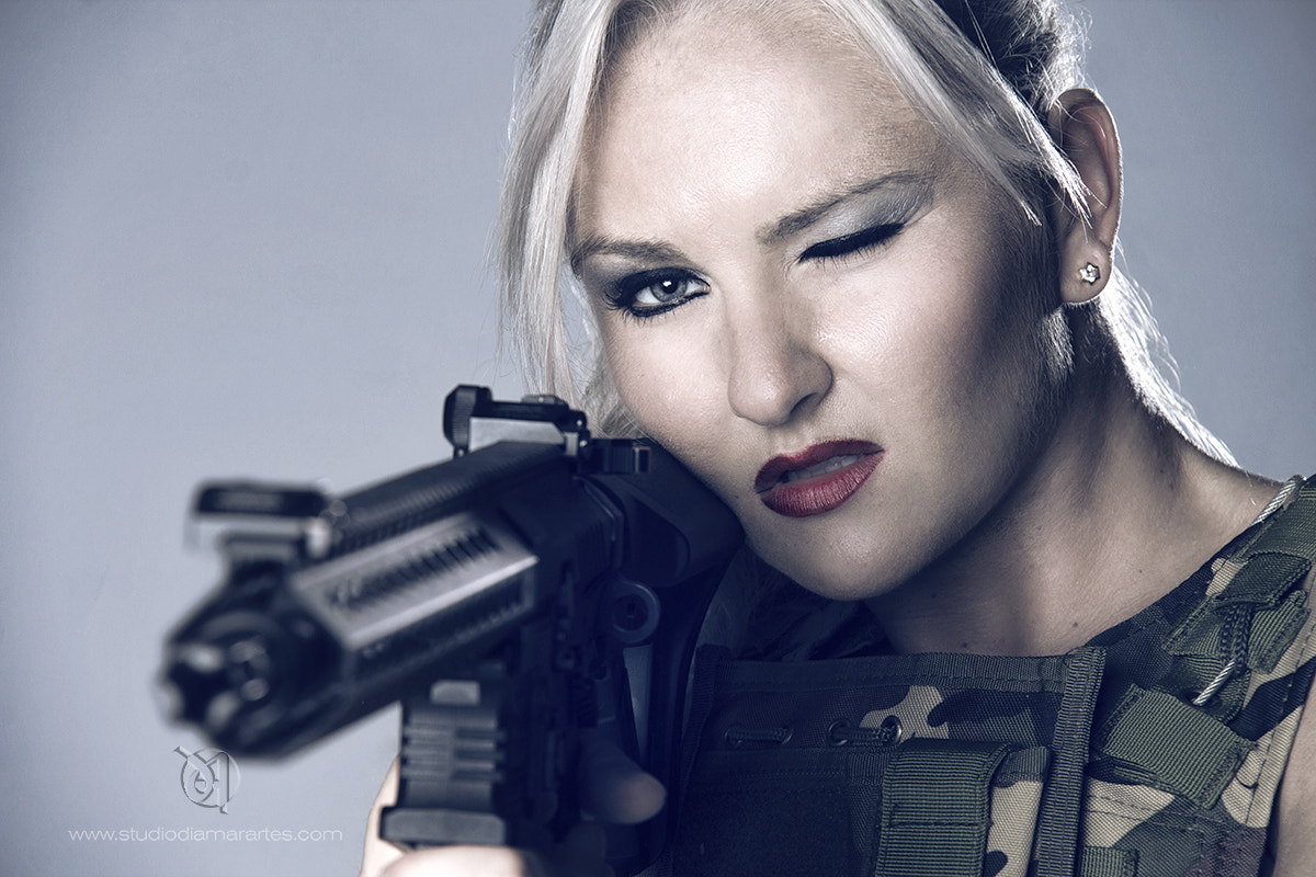 Canon EF-S 18-200mm F3.5-5.6 IS sample photo. War girl photography