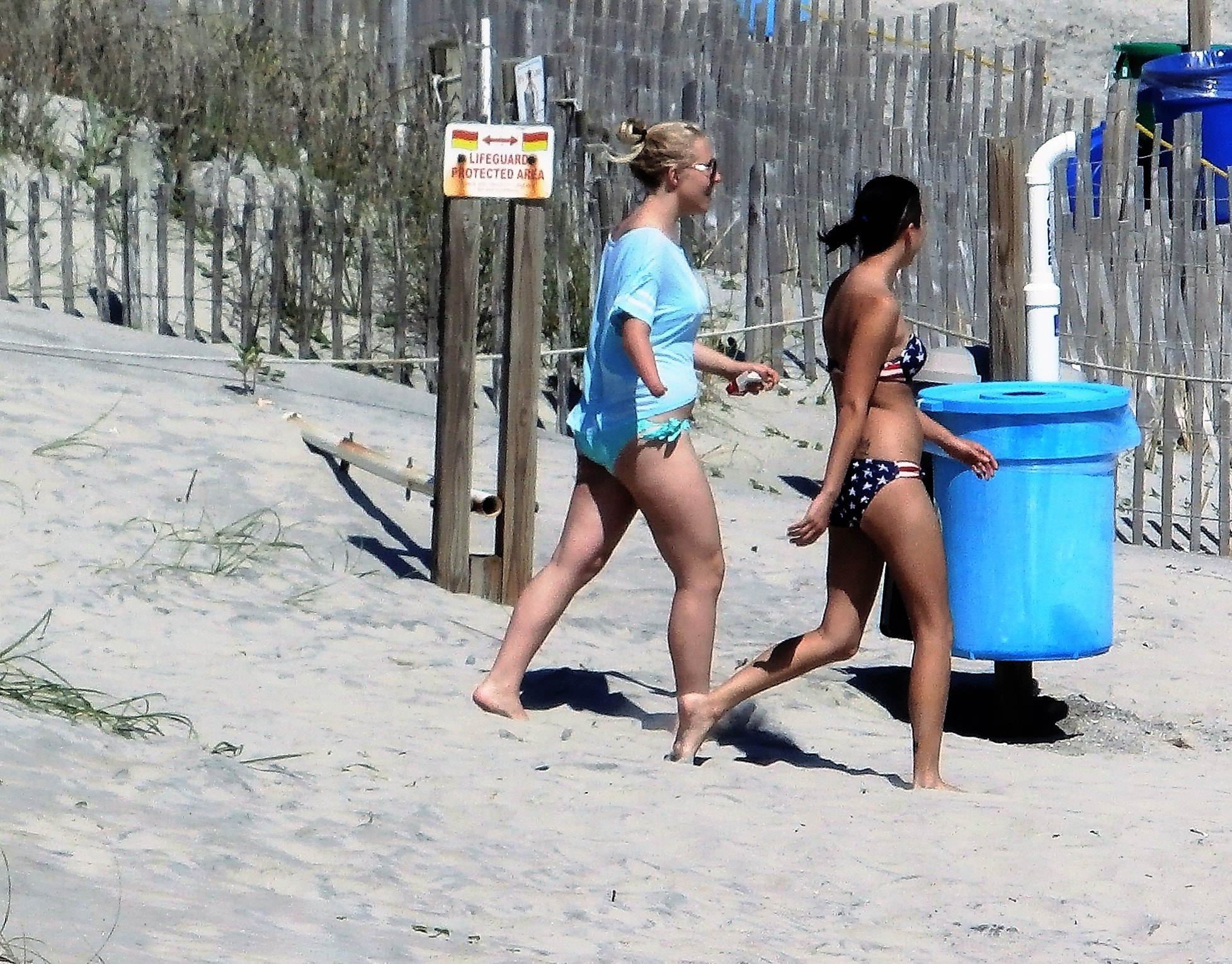 Olympus VR340,D750 sample photo. Sunbathers at pine knoll shores, nc photography