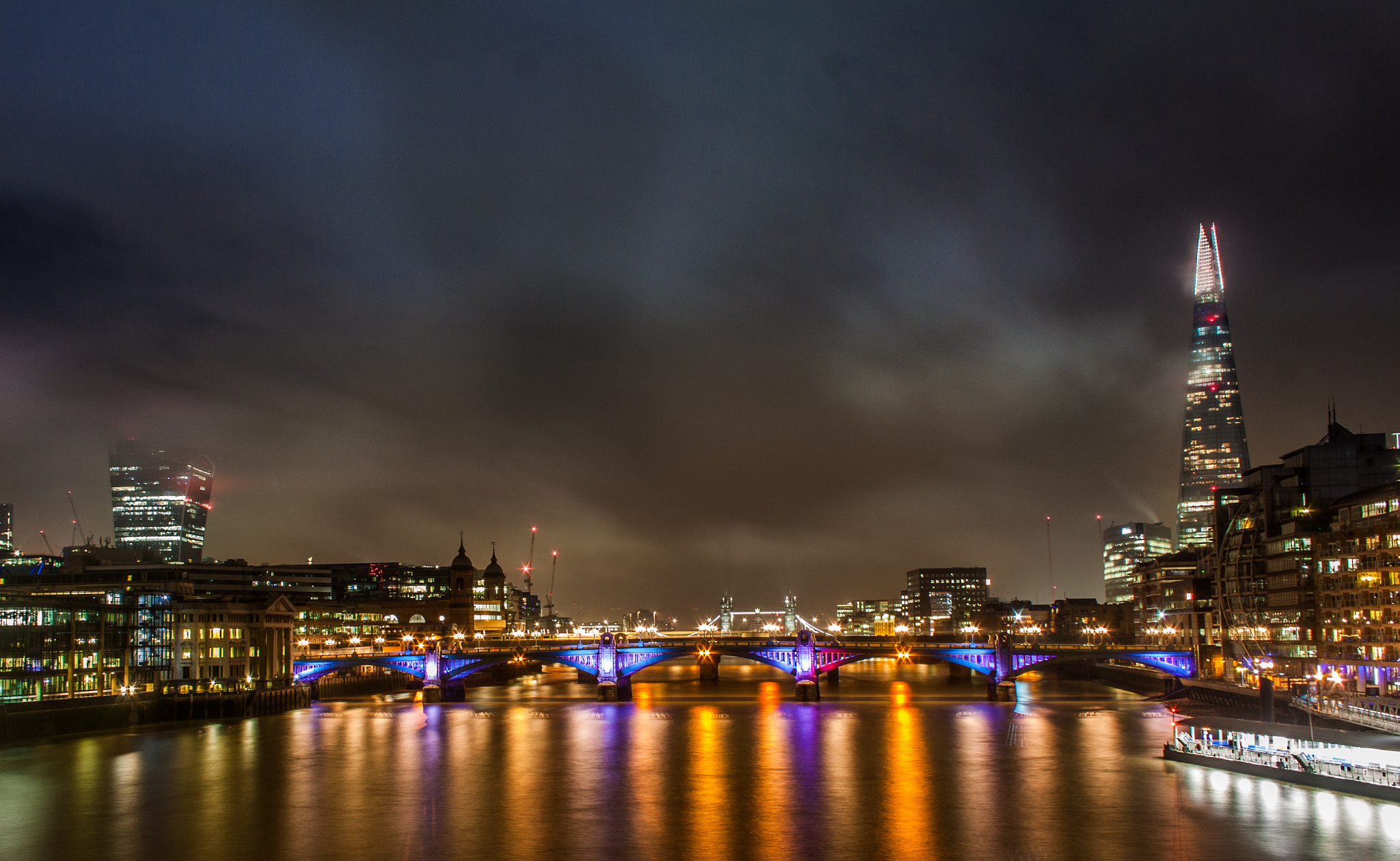 Canon EF-S 18-55mm F3.5-5.6 II sample photo. London bridge photography