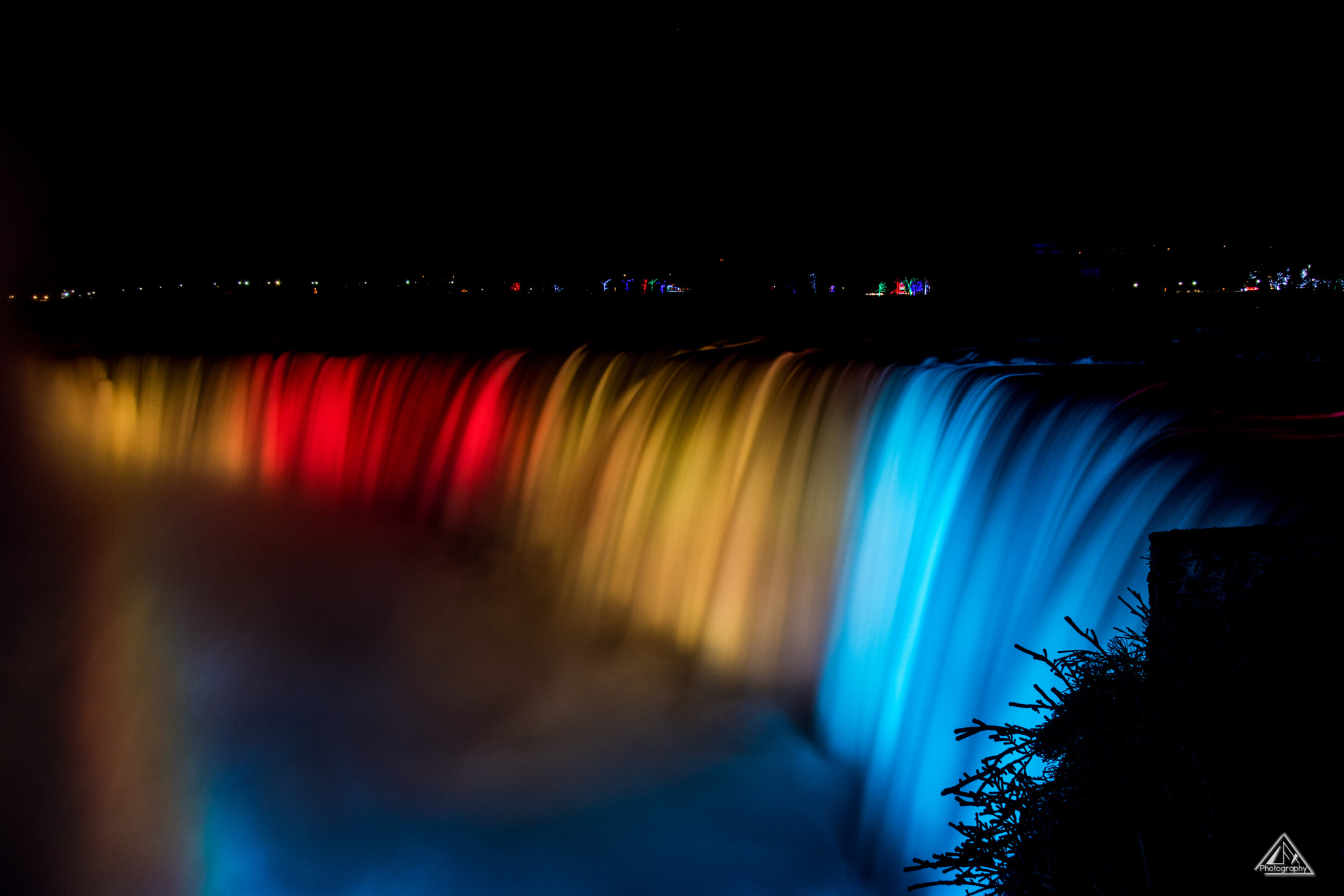 Canon EOS 750D (EOS Rebel T6i / EOS Kiss X8i) sample photo. Waterfall lights photography