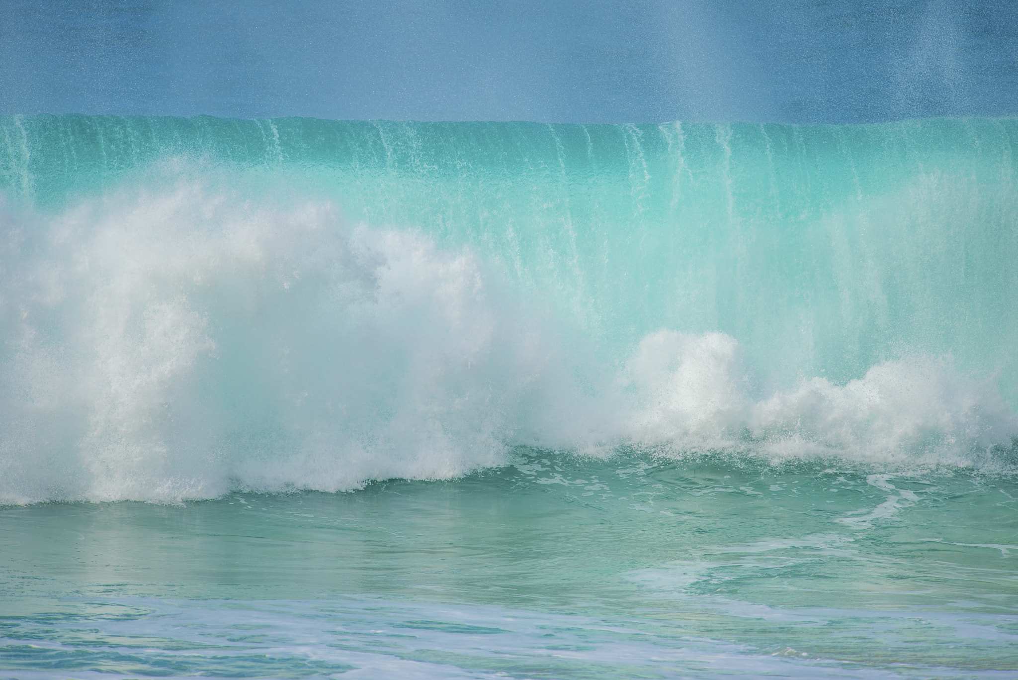 Nikon Nikkor AF-S 300mm F4E PF ED VR sample photo. The perfect wave photography