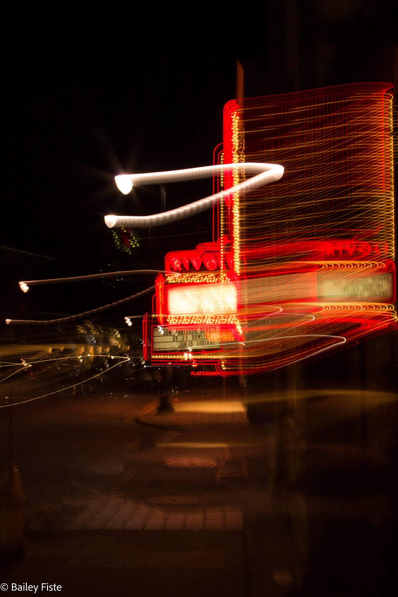 Canon EOS 600D (Rebel EOS T3i / EOS Kiss X5) sample photo. City lights photography
