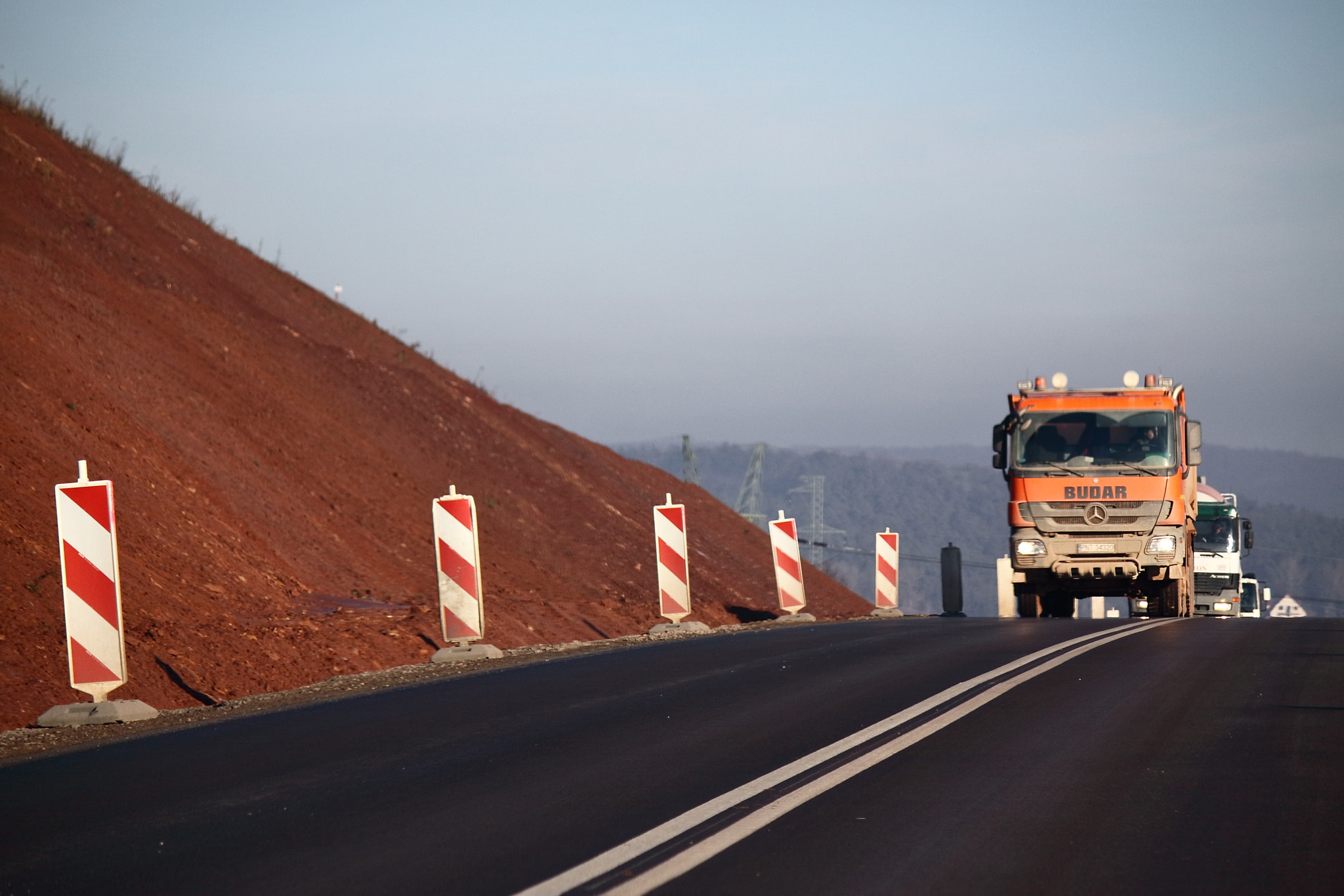 Canon EF-S 55-250mm F4-5.6 IS sample photo. Road construction photography