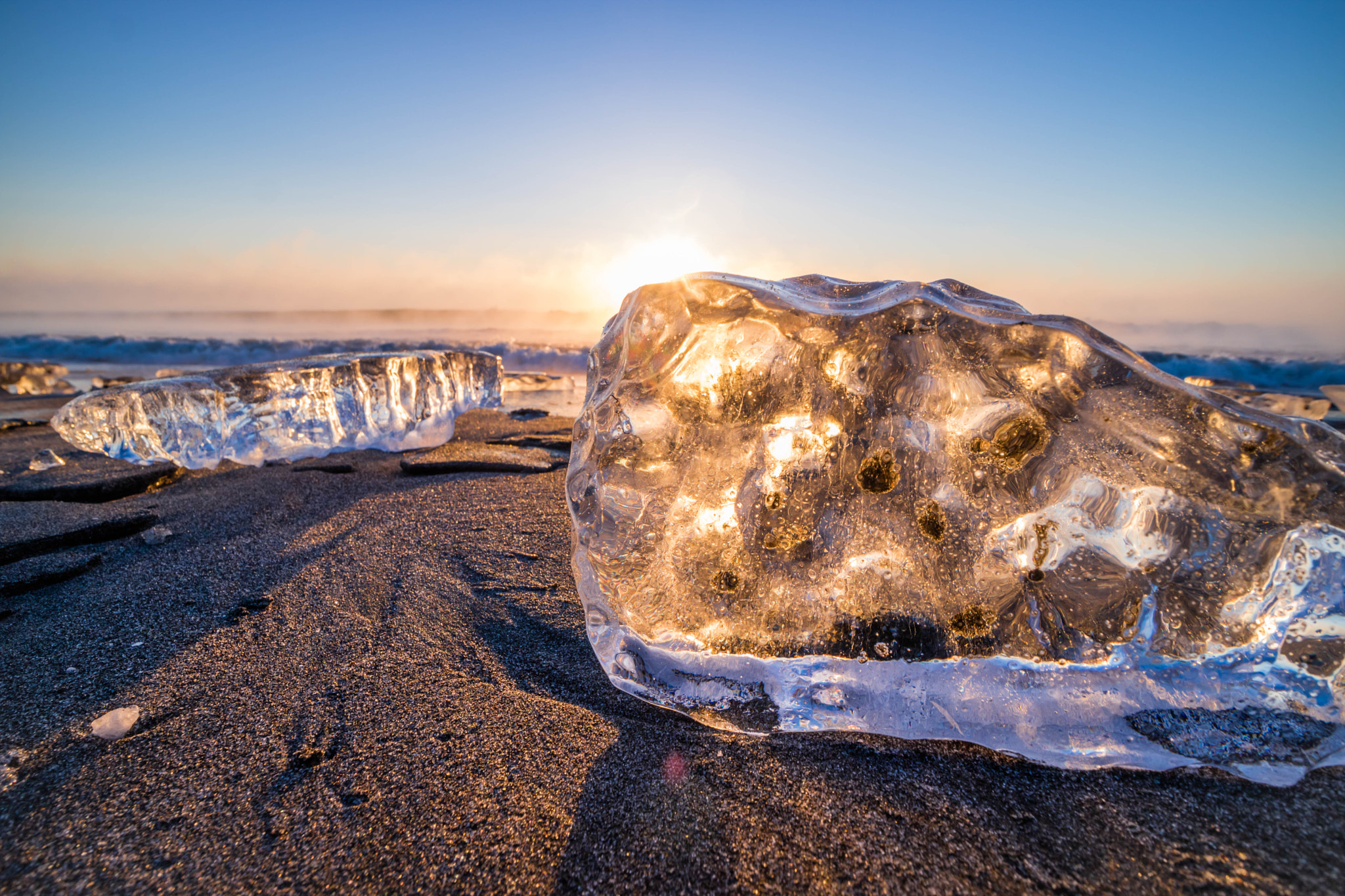 Canon EF-M 11-22mm F4-5.6 IS STM sample photo. Jewely ice photography