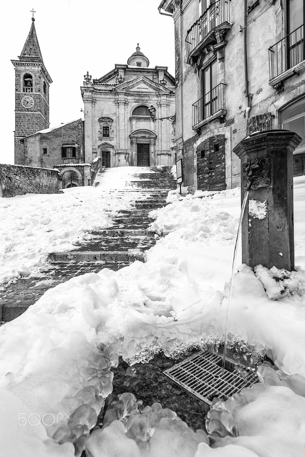 Nikon AF-S Nikkor 17-35mm F2.8D ED-IF sample photo. A jewel in the ice photography