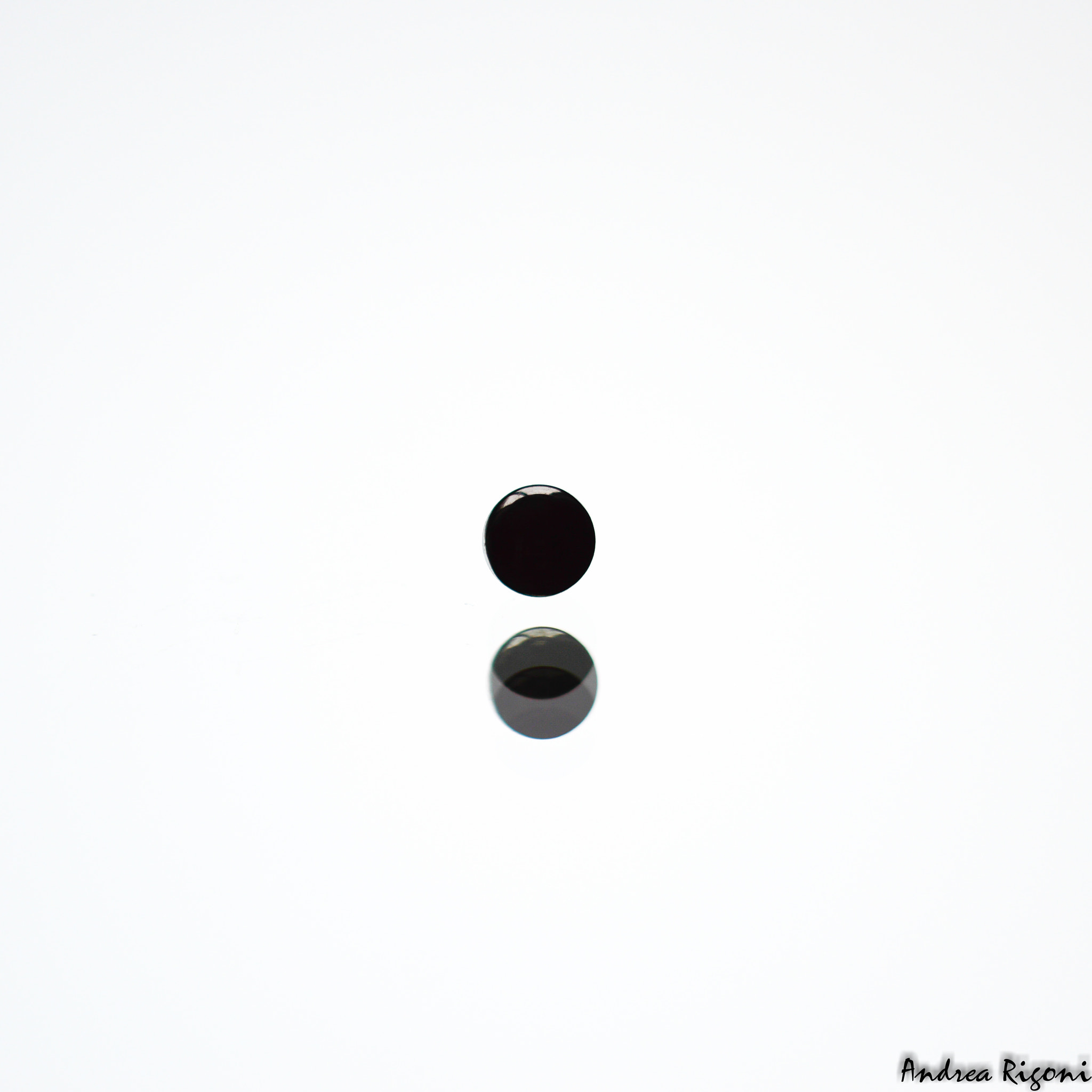 Sigma 105mm F2.8 EX DG OS HSM sample photo. Minimal 2 photography