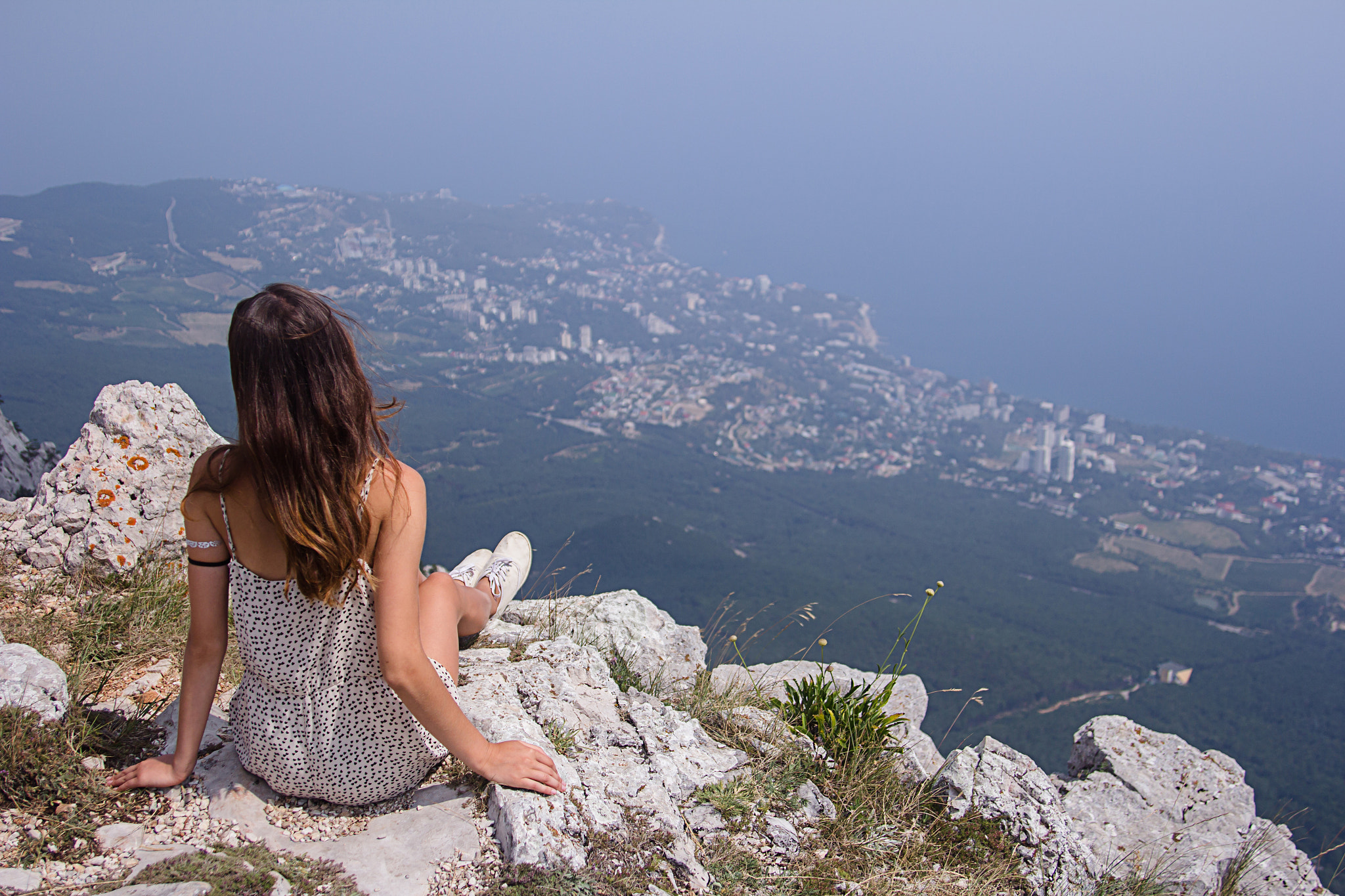 Canon EOS 60D + Canon EF 24-85mm F3.5-4.5 USM sample photo. Girl with mountain photography